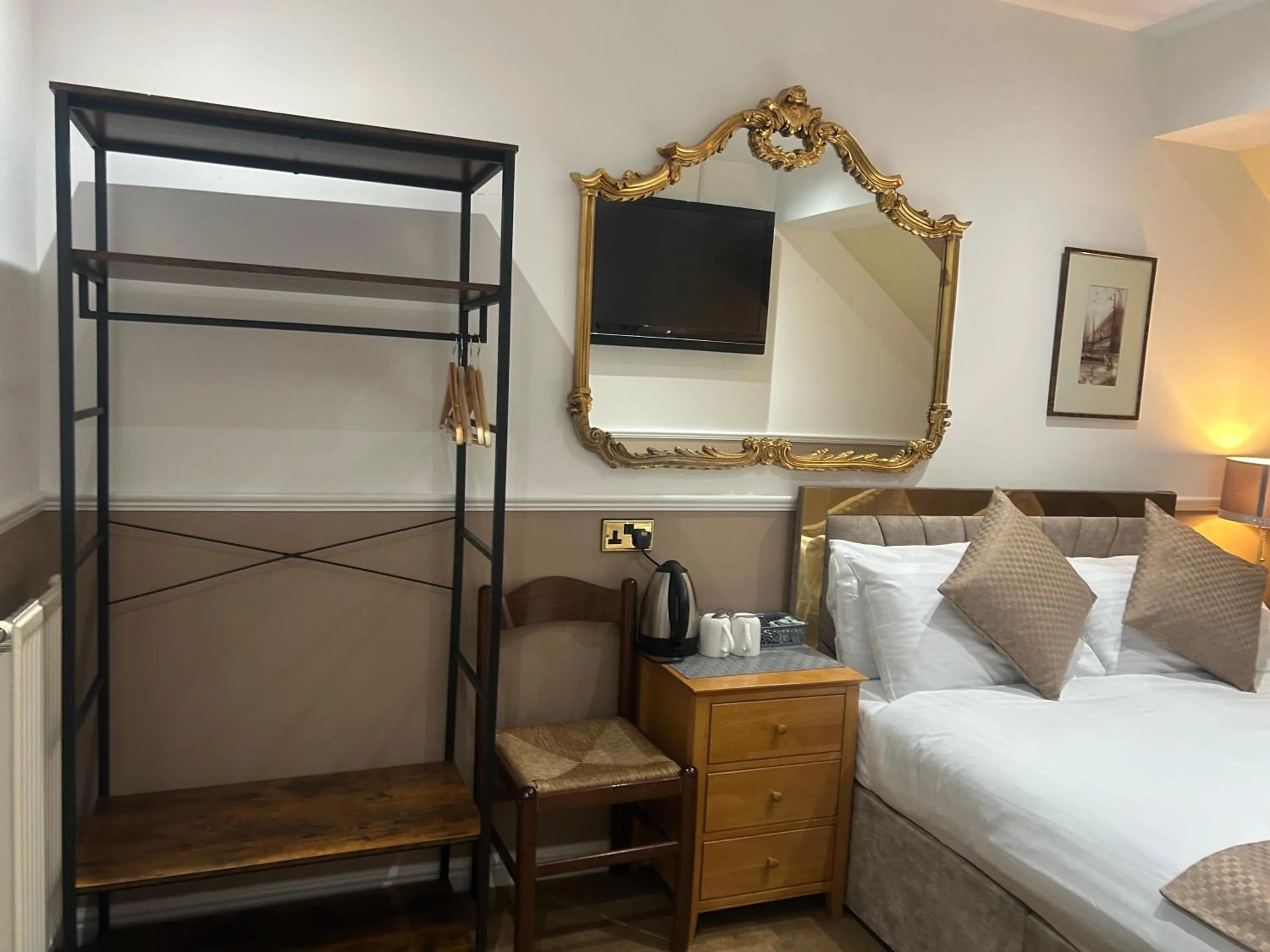 Arden Guest House B&B - NEC Birmingham - Birmingham Airport