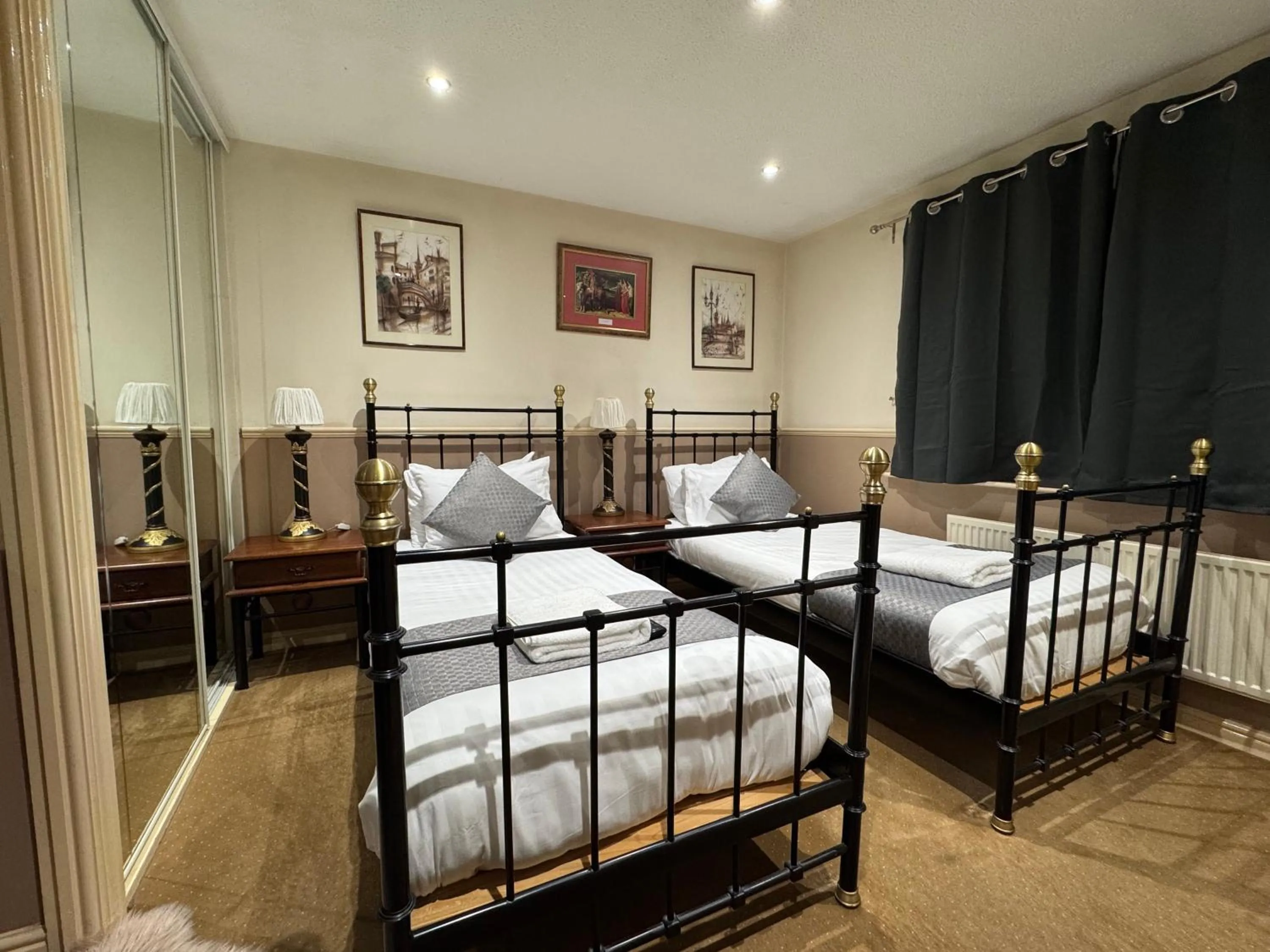 Arden Guest House B&B - NEC Birmingham - Birmingham Airport