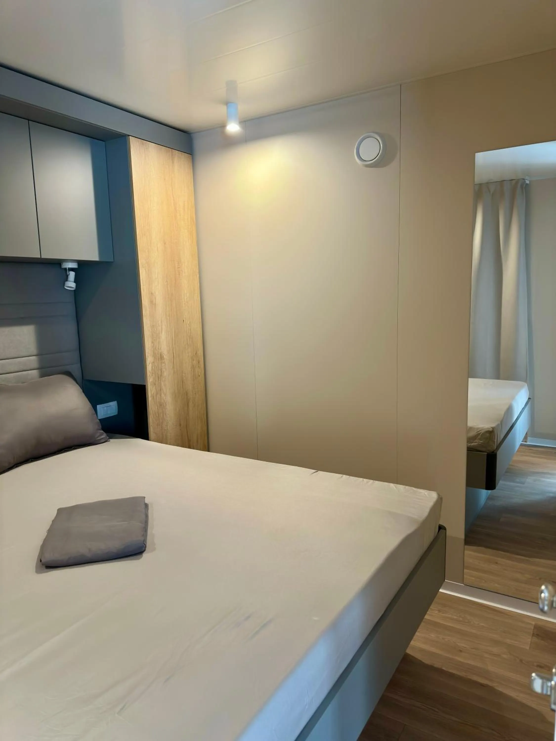 Bed in Kamp Slanik Mobile Homes