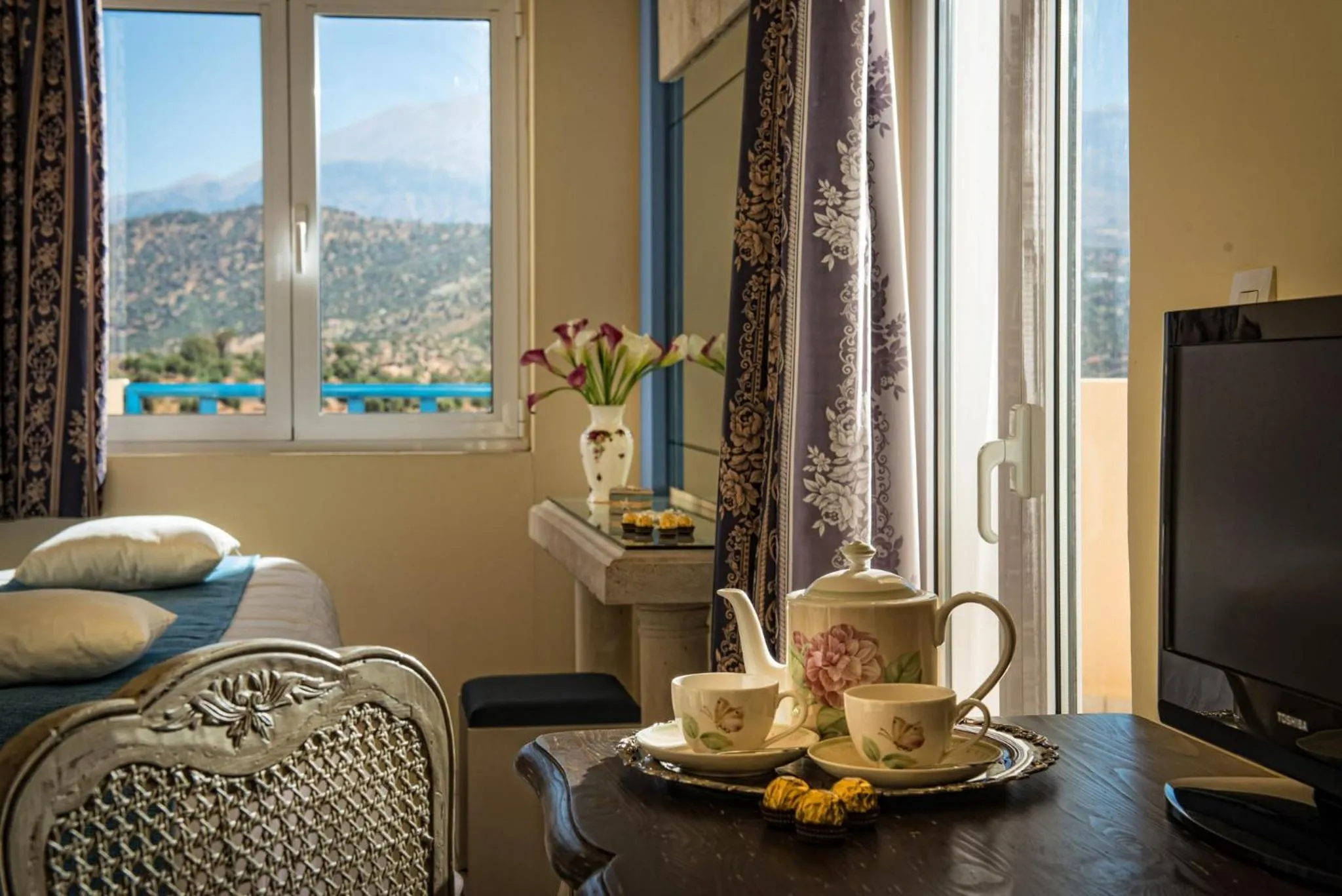 Day in Astoria Hotel