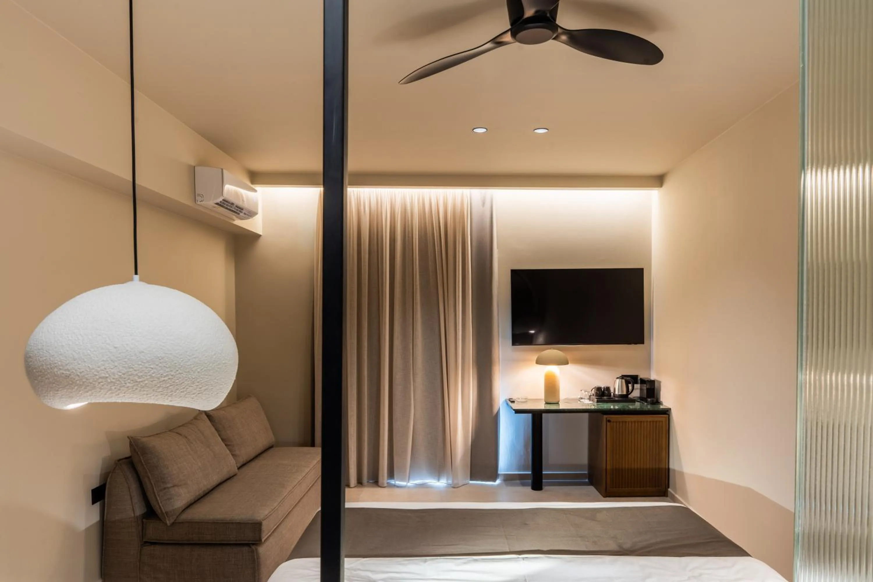 TV and multimedia in Astoria Hotel