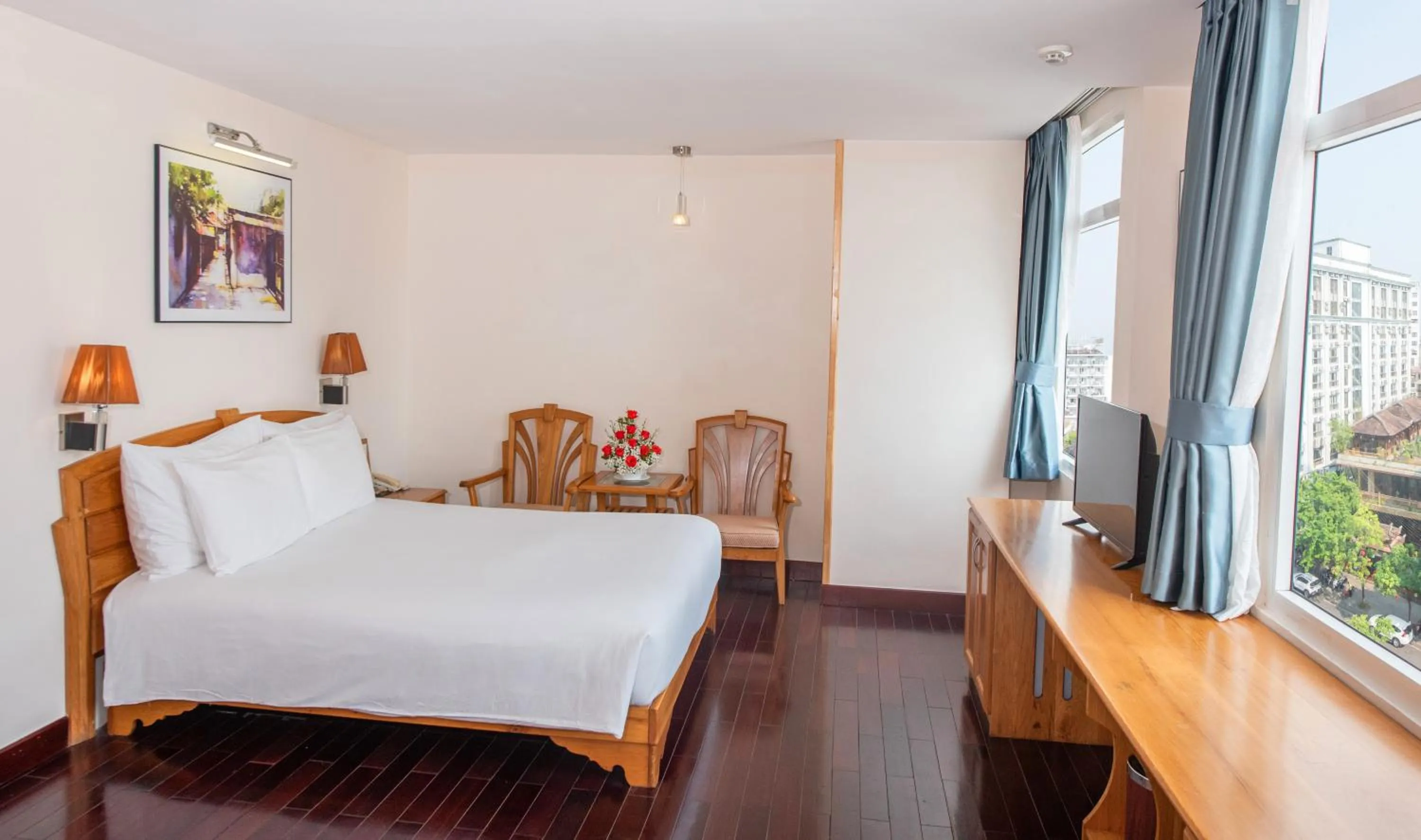 Bedroom, Bed in Romance Hotel