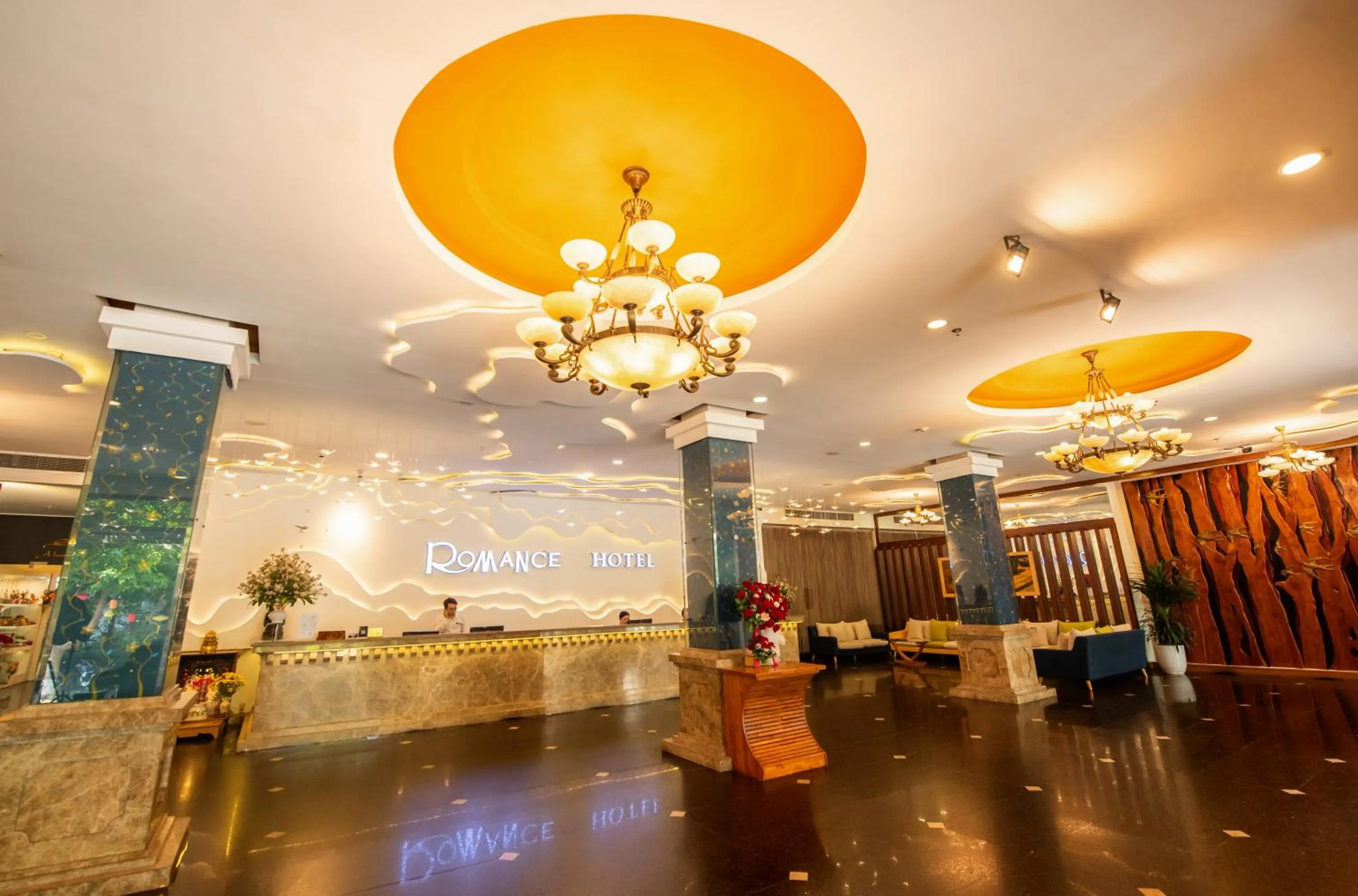 Lobby or reception in Romance Hotel