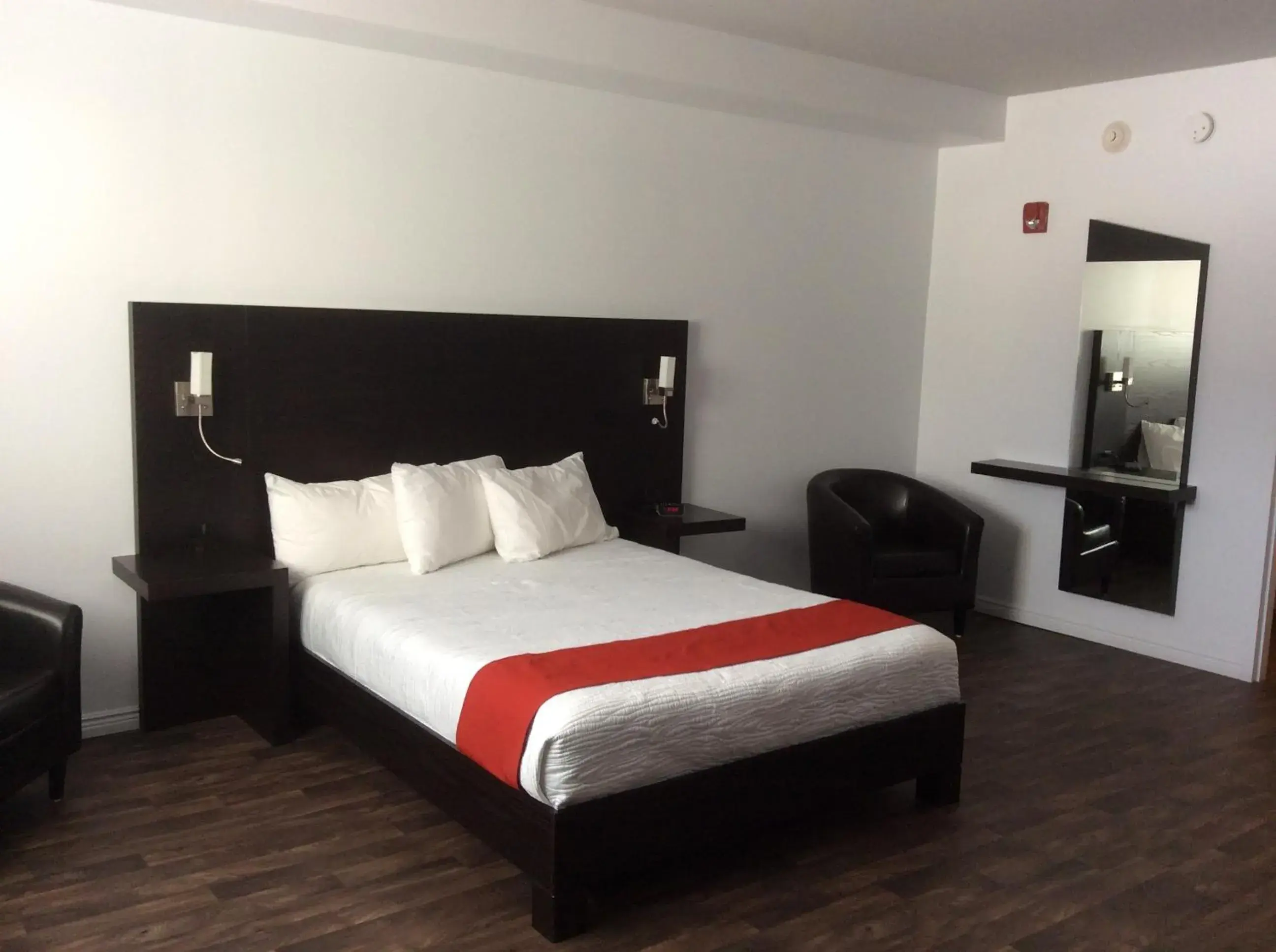 Standard Queen Room in Hôtel-Motel 1212 Standard Queen Room in Hôtel-Motel 1212