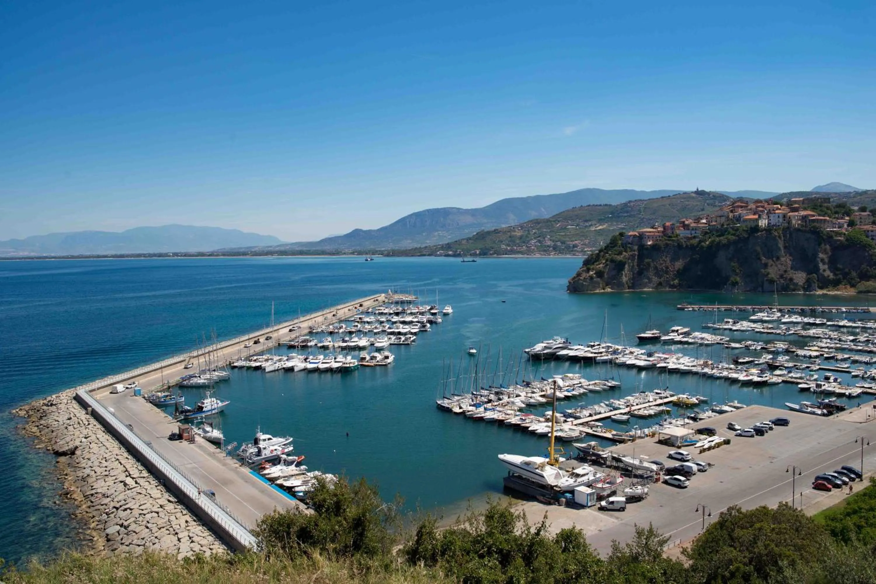 Nearby landmark in Villa Sansivieri