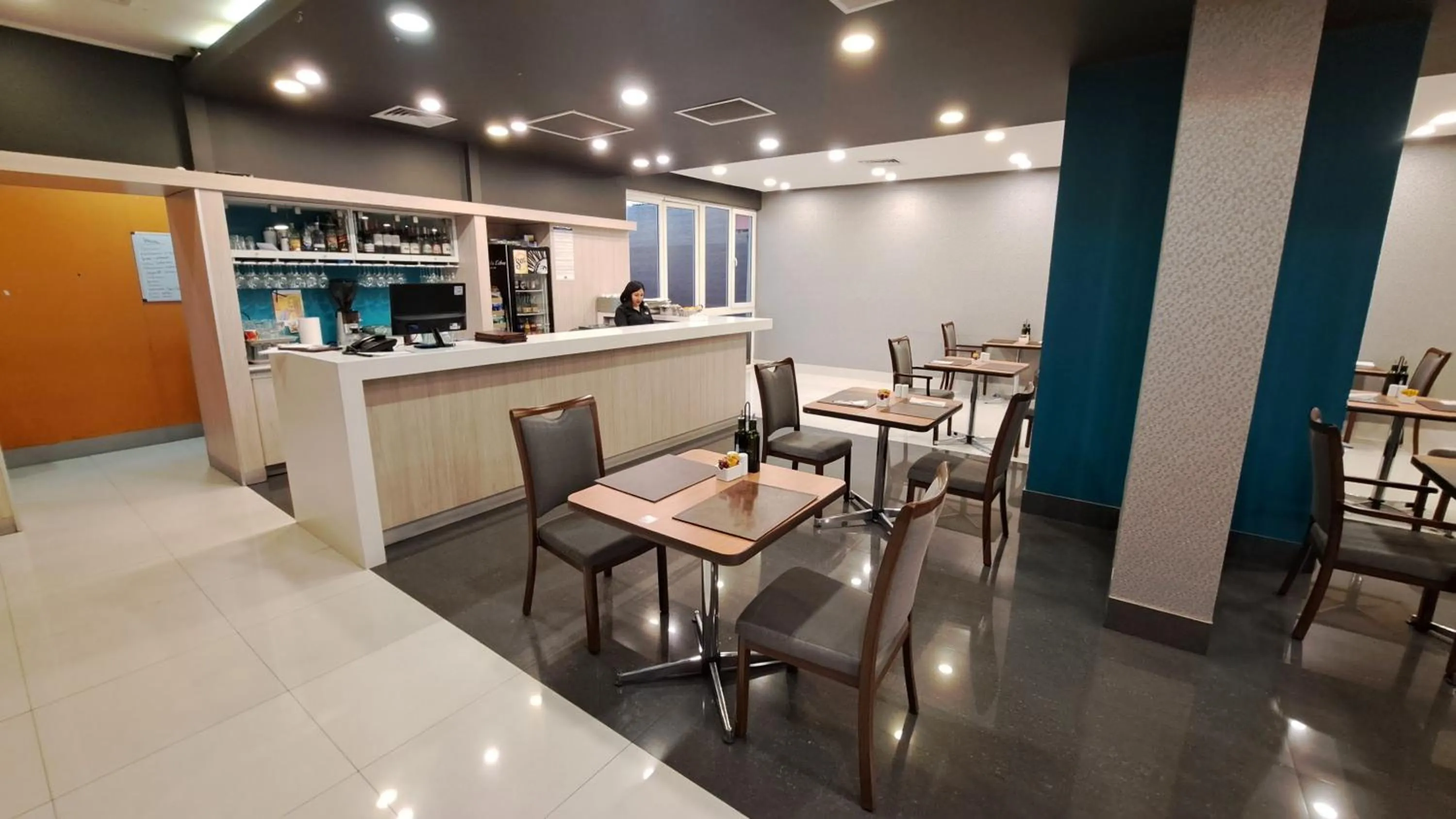 Restaurant/places to eat in Hotel Diego de Almagro Calama Express