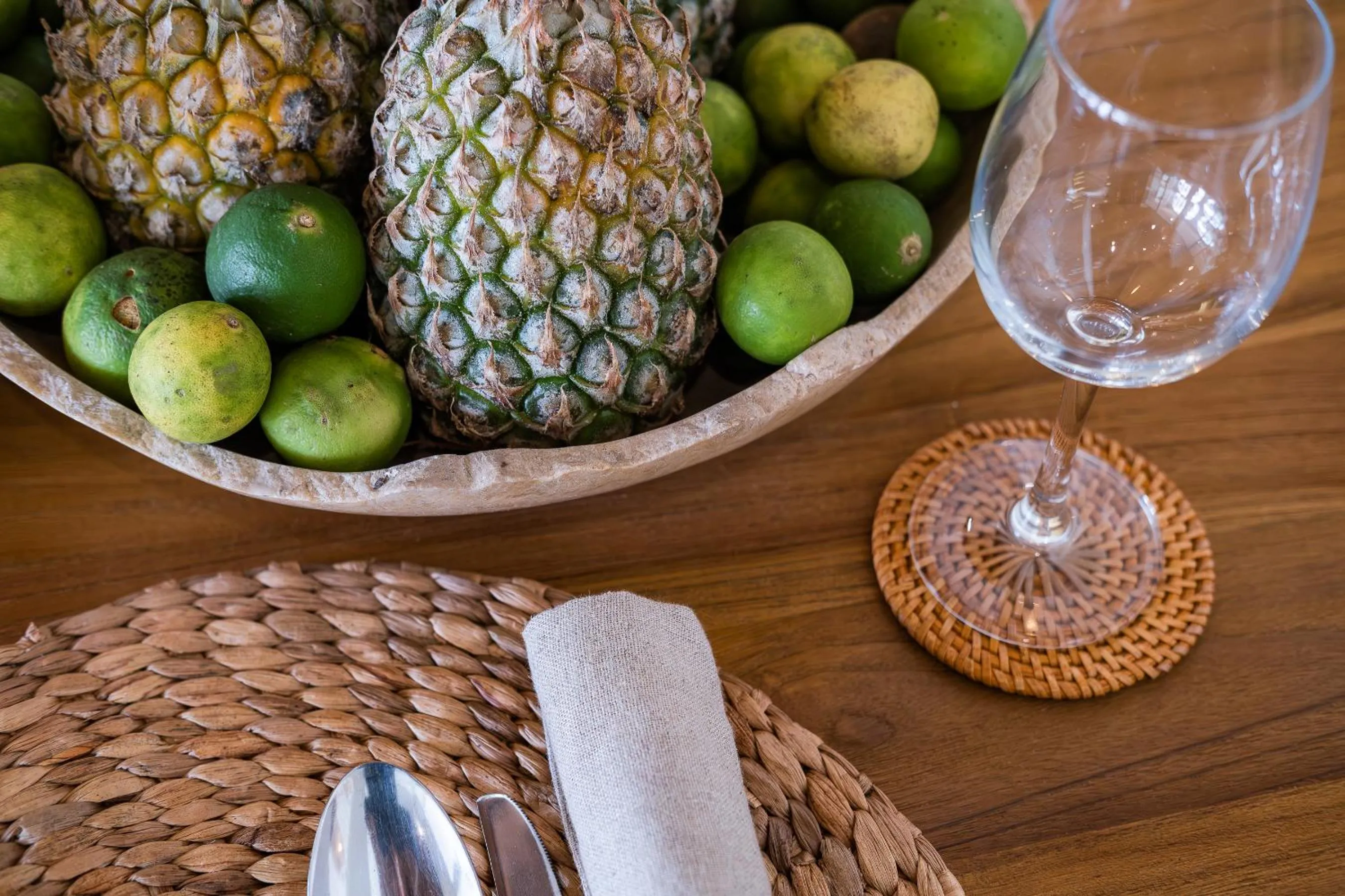 Food and drinks in Akara Villa