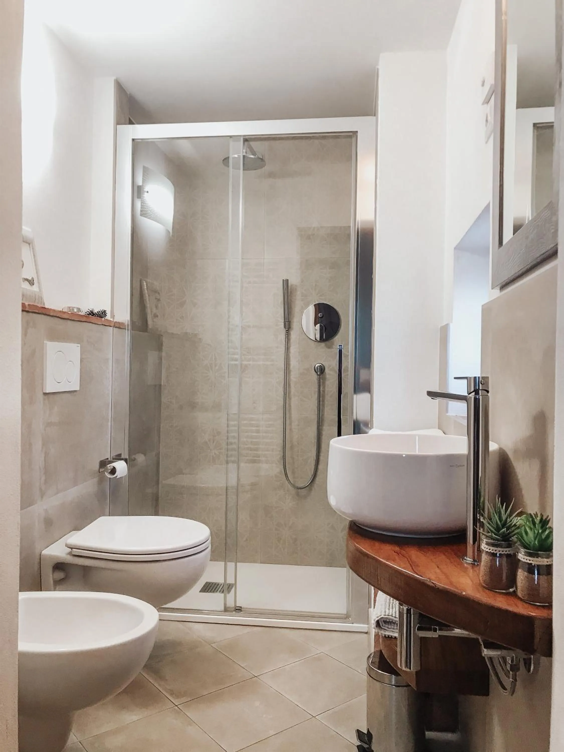 Bathroom in Antica Torre del Borgo