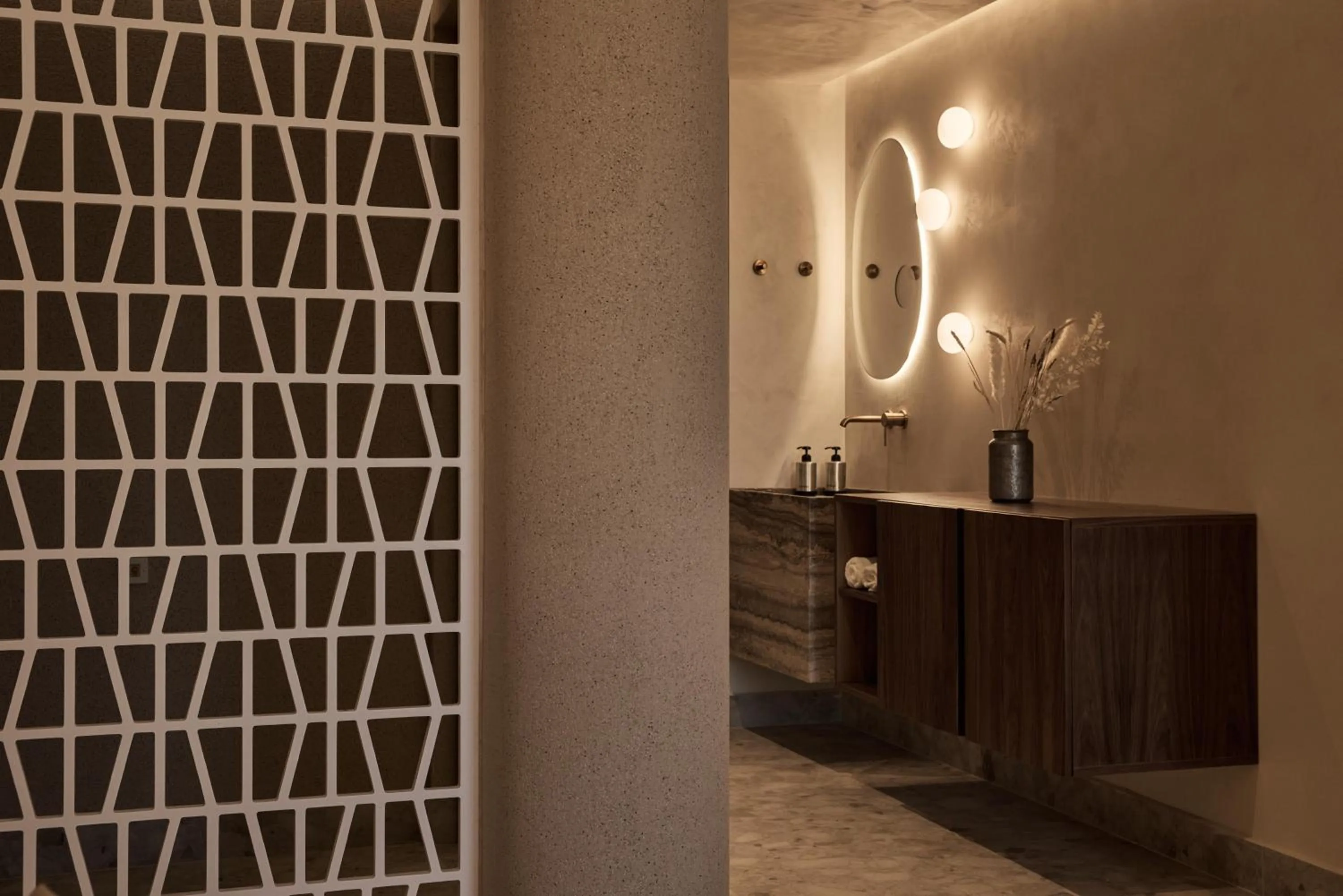 Bathroom in Uzenie All Suites Boutique Resort