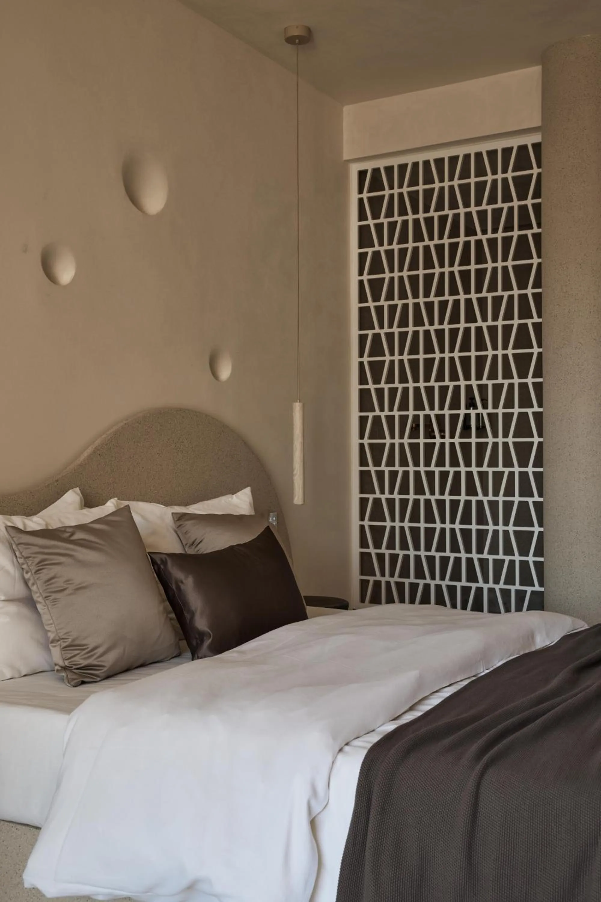 Photo of the whole room, Bed in Uzenie All Suites Boutique Resort