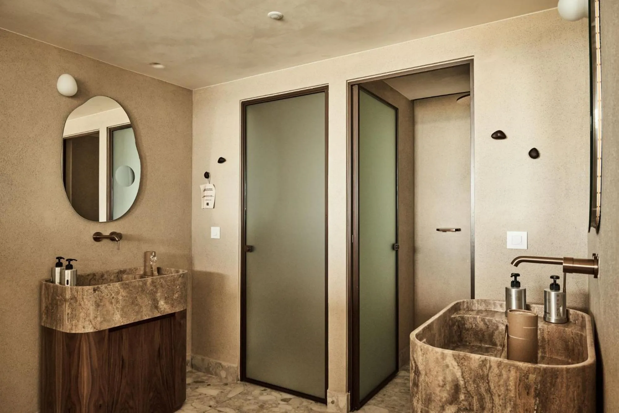 Bathroom in Uzenie All Suites Boutique Resort