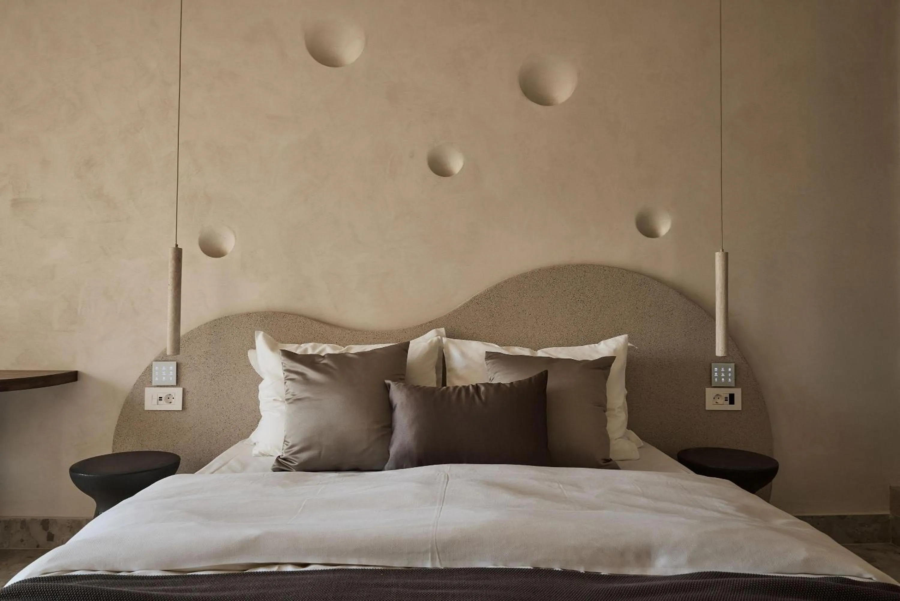 Bed in Uzenie All Suites Boutique Resort