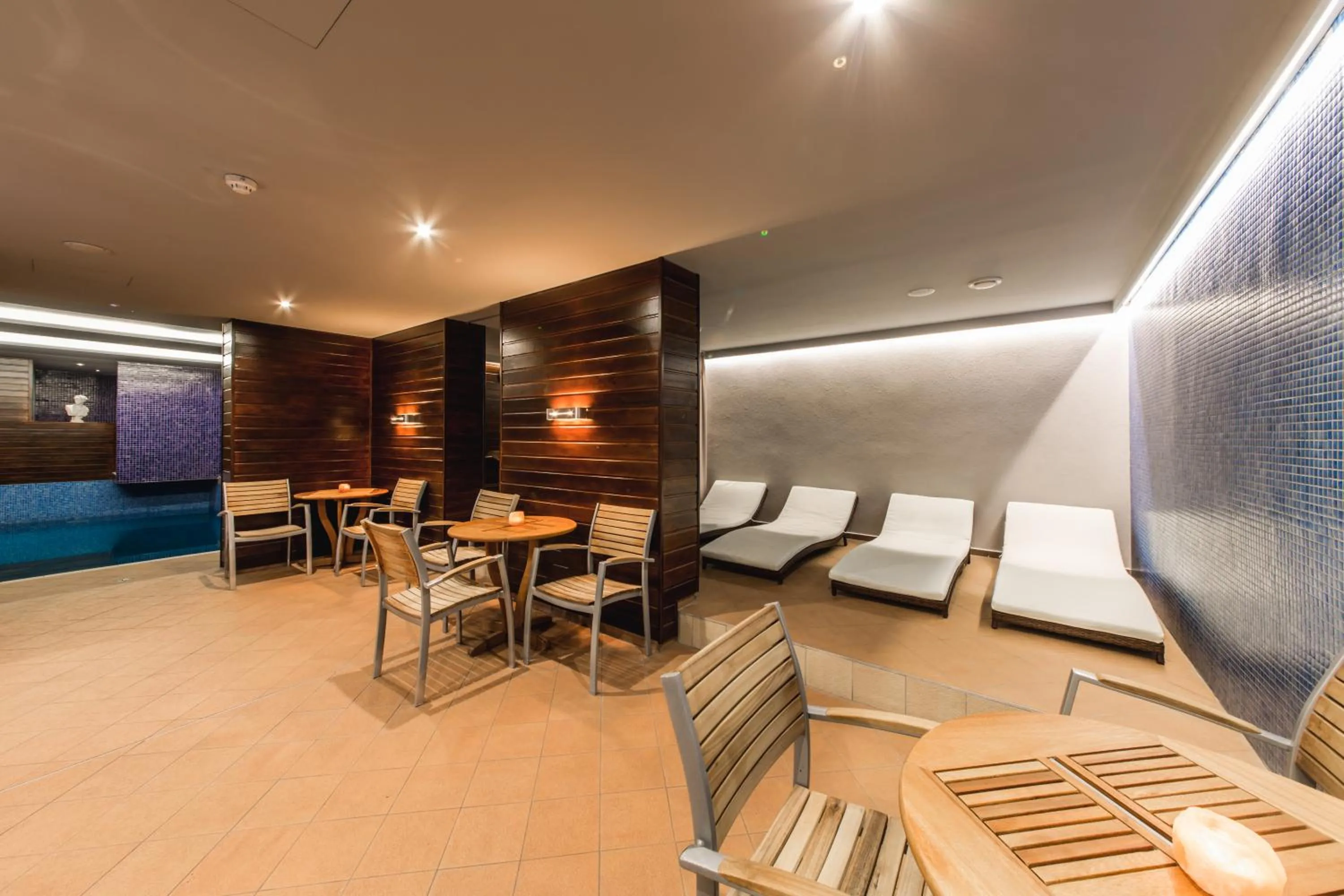 Swimming pool in Boutique Hotel Bristol