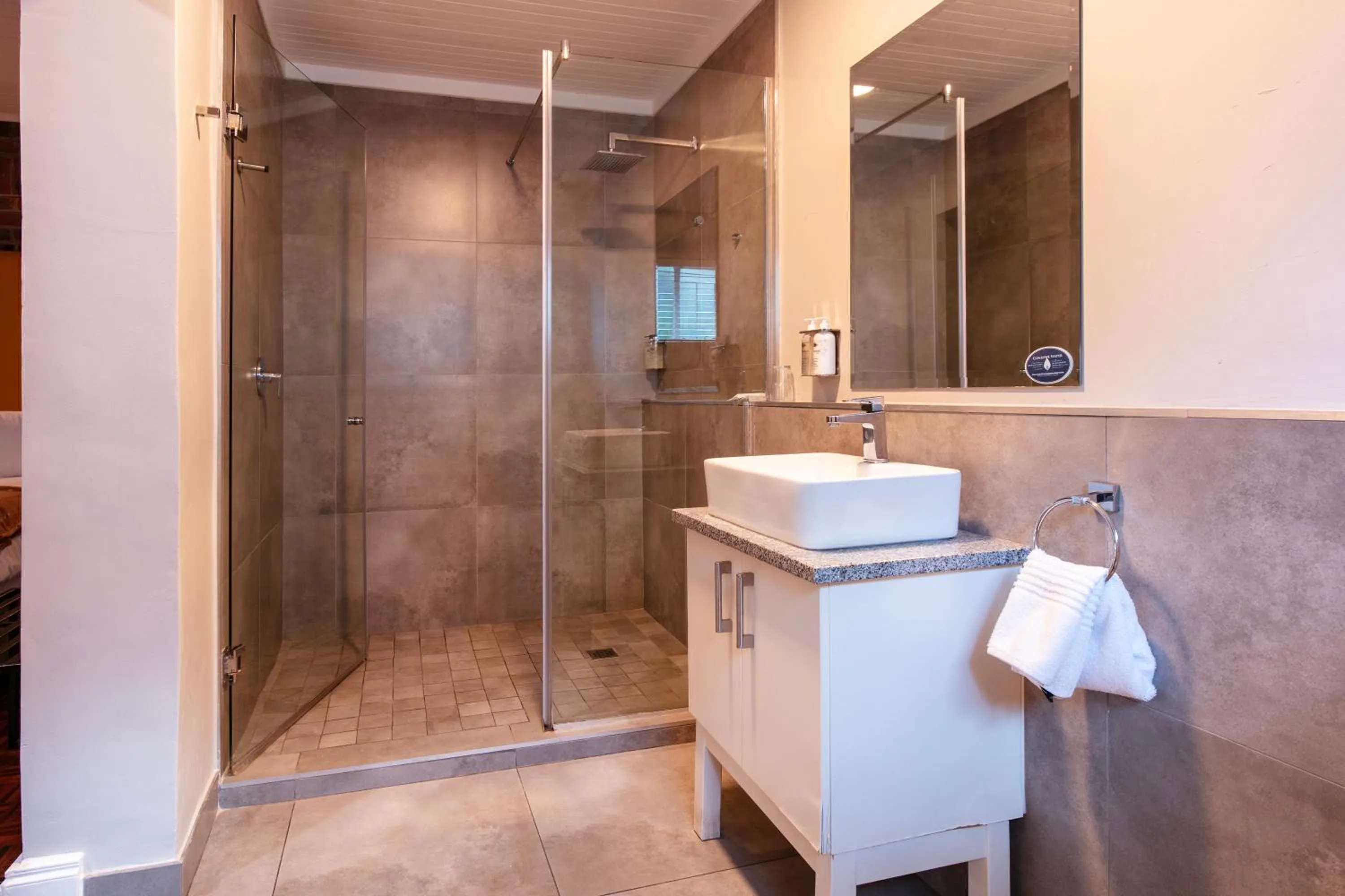 Murray Street 137 Guesthouse