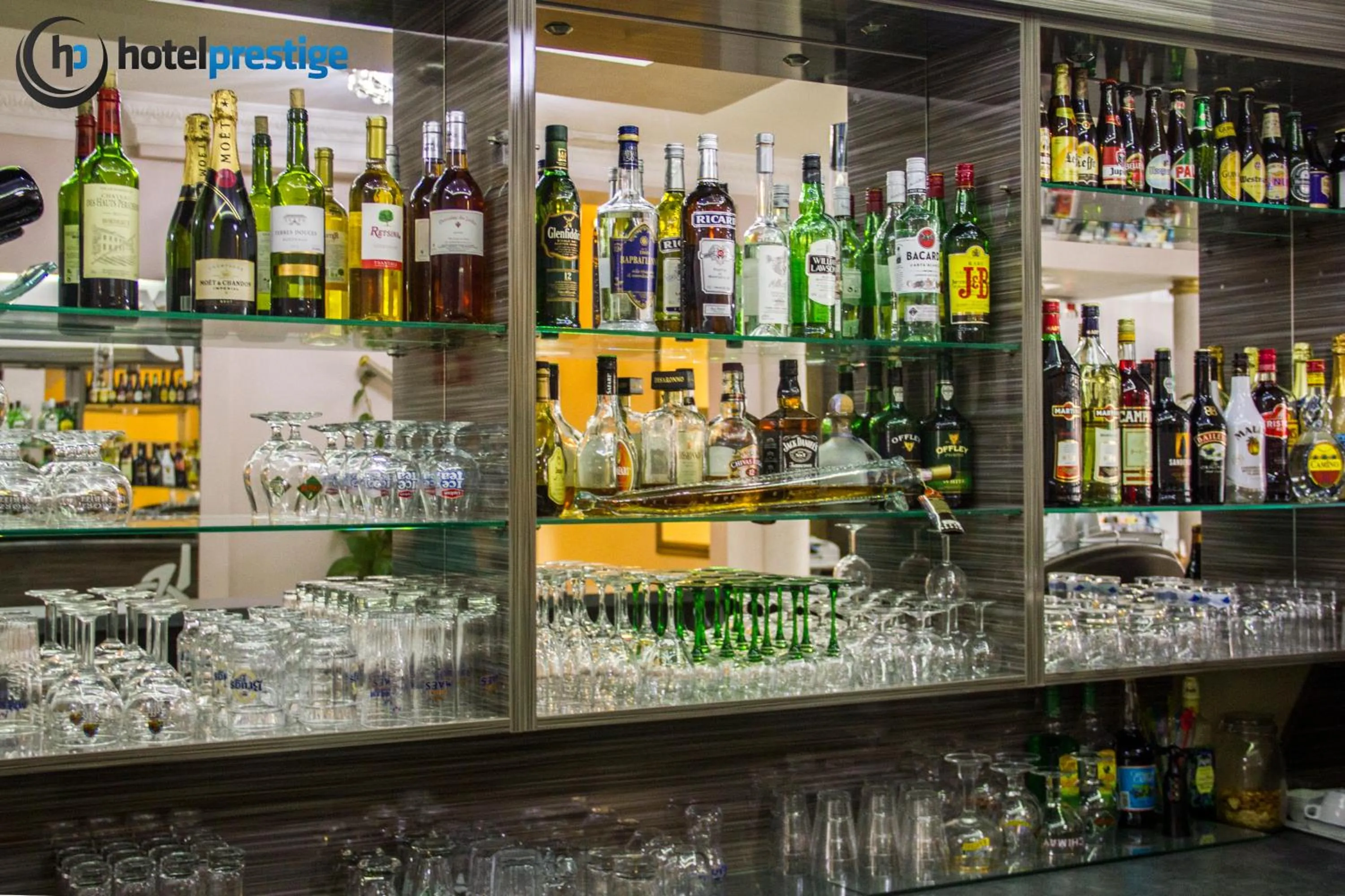 Lounge or bar in Hotel Prestige