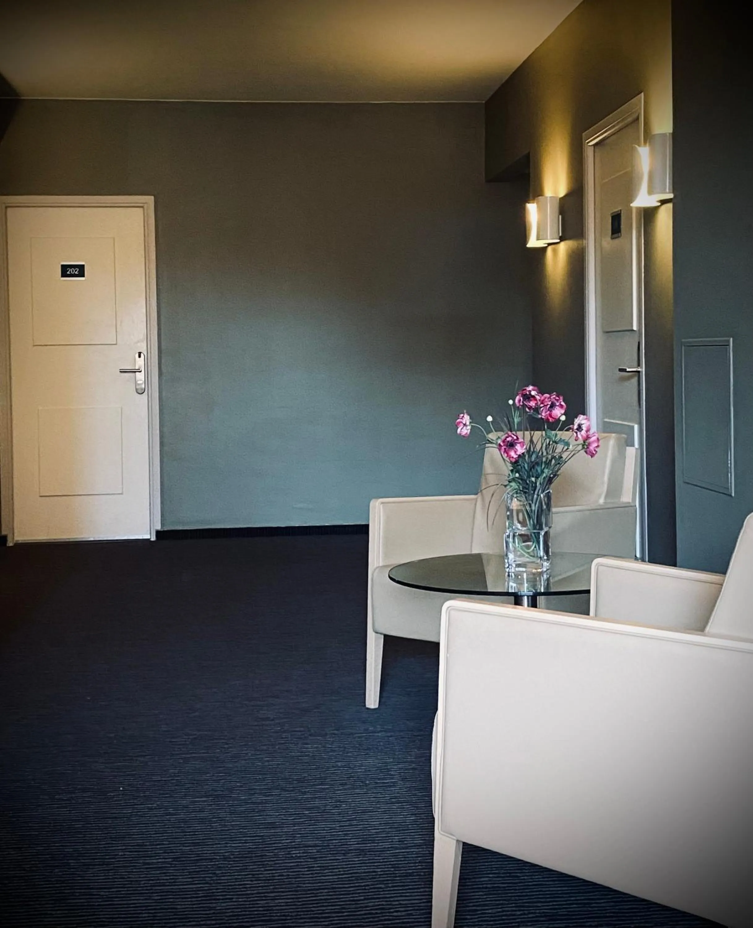 Property building in Hôtel Rotonde Aix-en-Provence centre