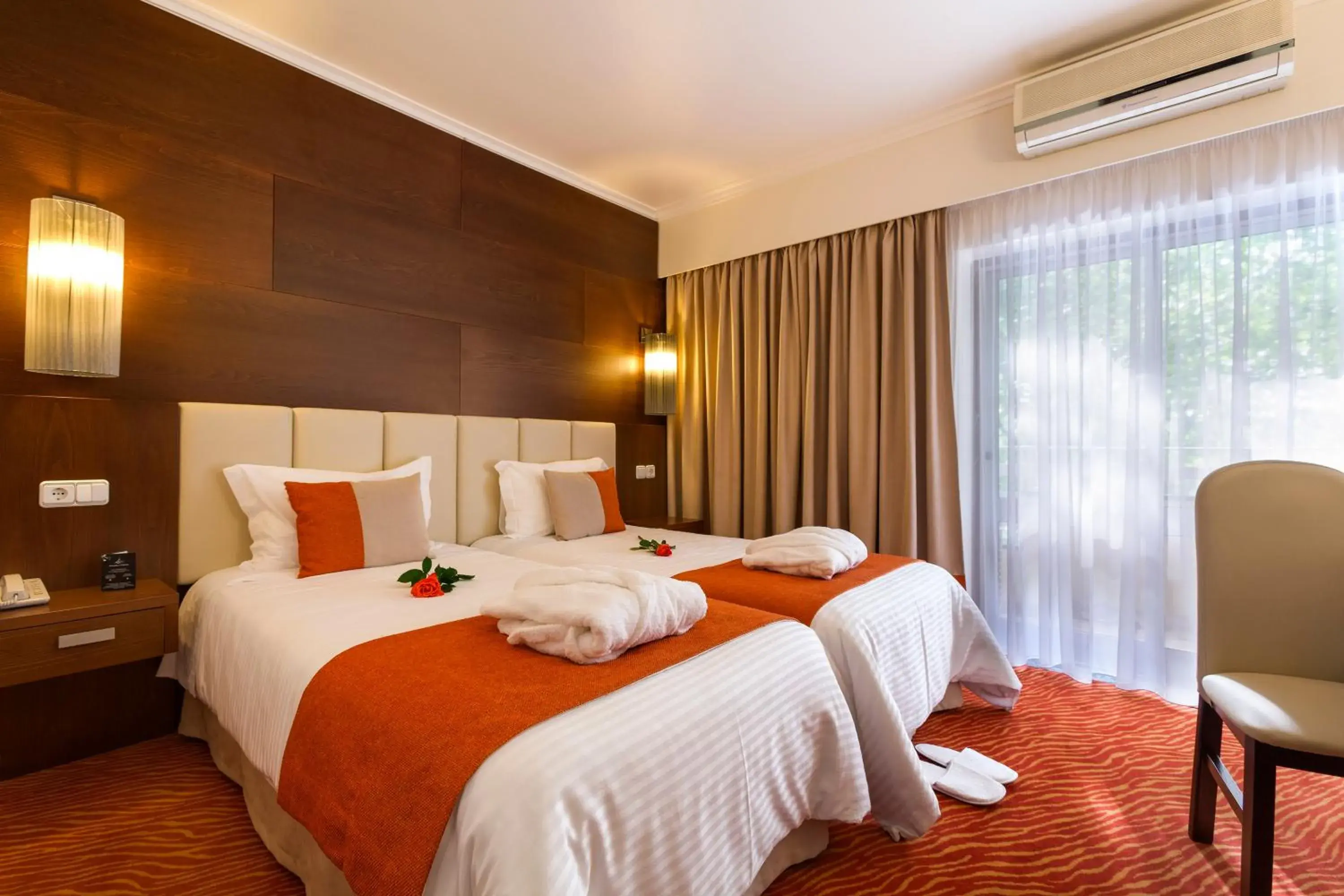 Triple Room in Avenida de Fatima Triple Room in Avenida de Fatima