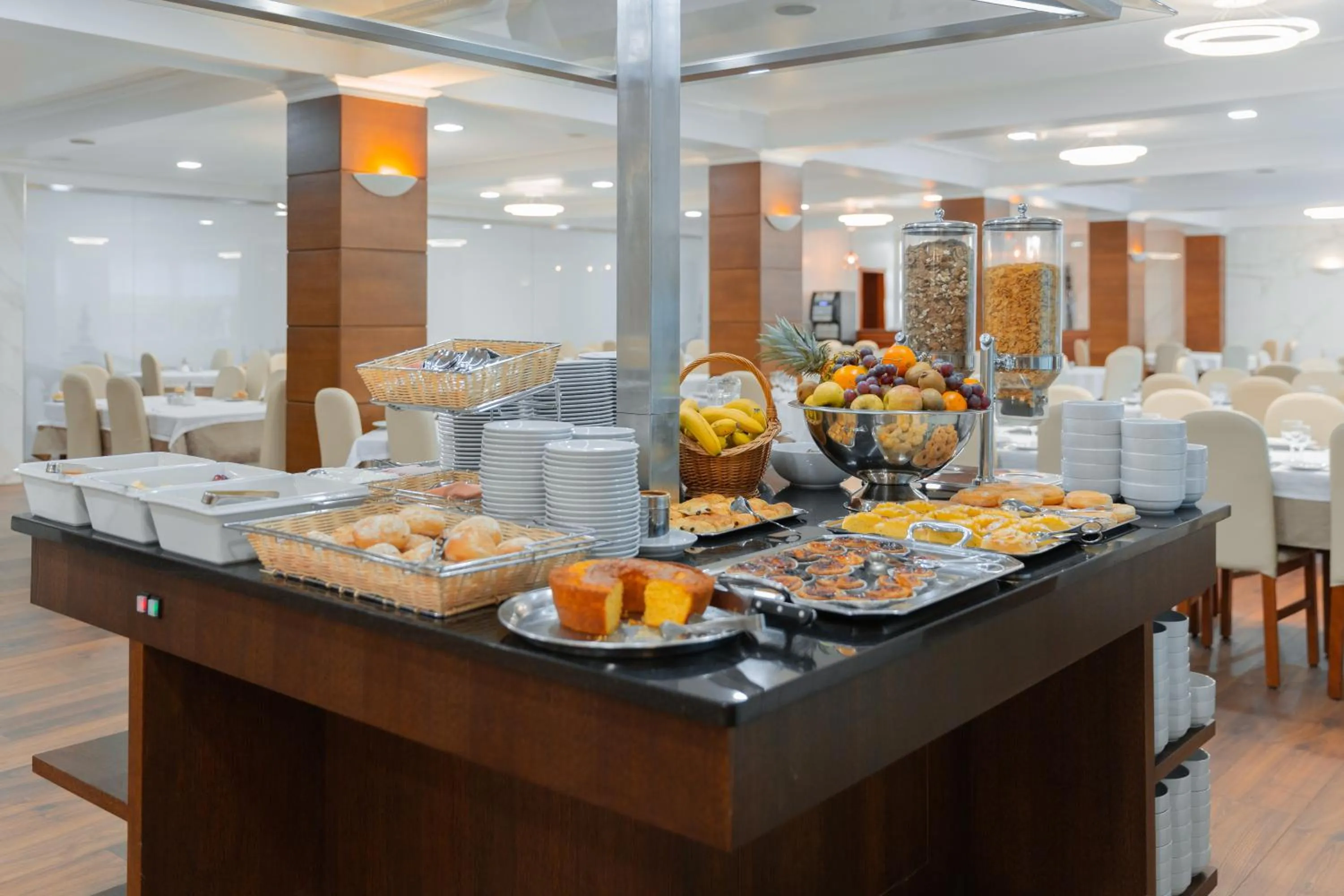 Breakfast in Avenida de Fatima