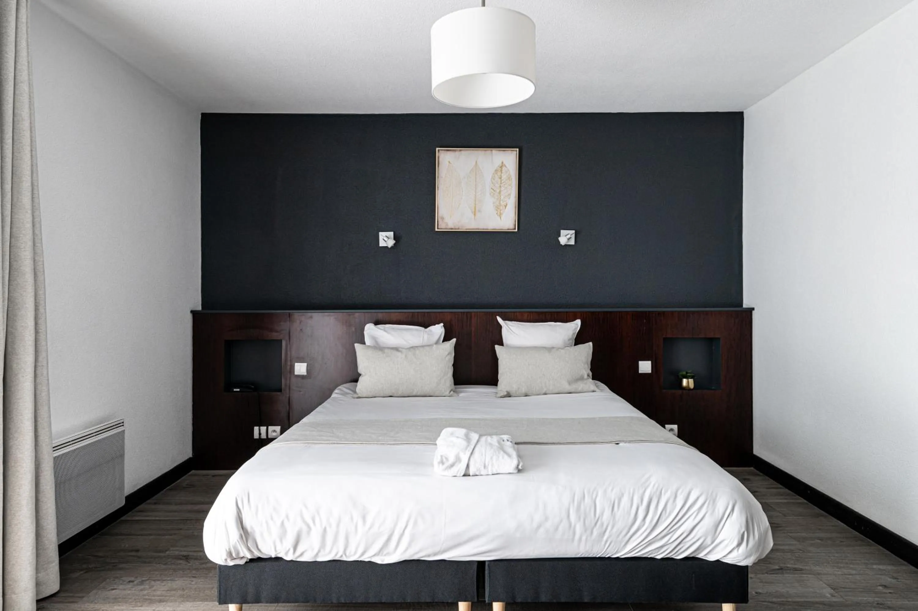 Bed in Domaine de Cicé-Blossac, Resort Spa & Golf