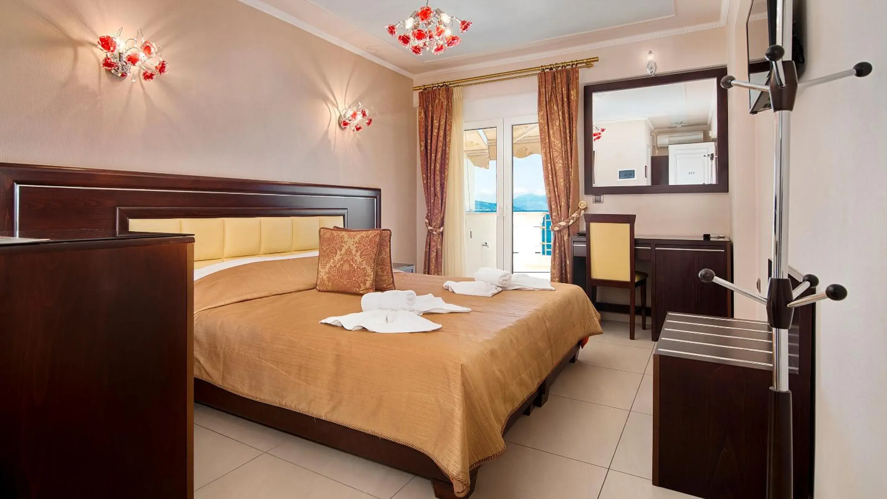 Comfort Twin Room with Sea View in Ilia Mare Comfort Twin Room with Sea View in Ilia Mare