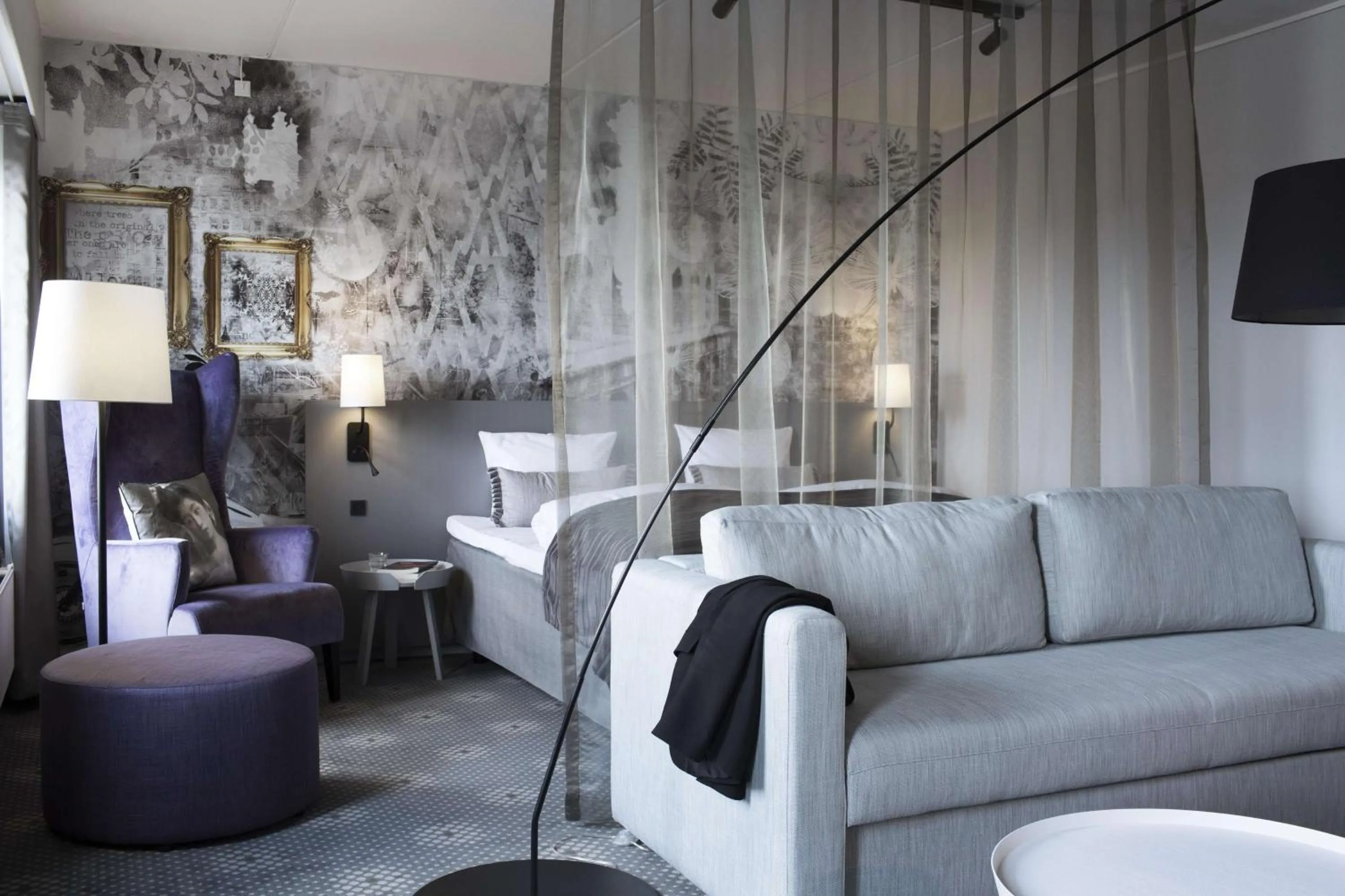 Bedroom in Scandic Regina