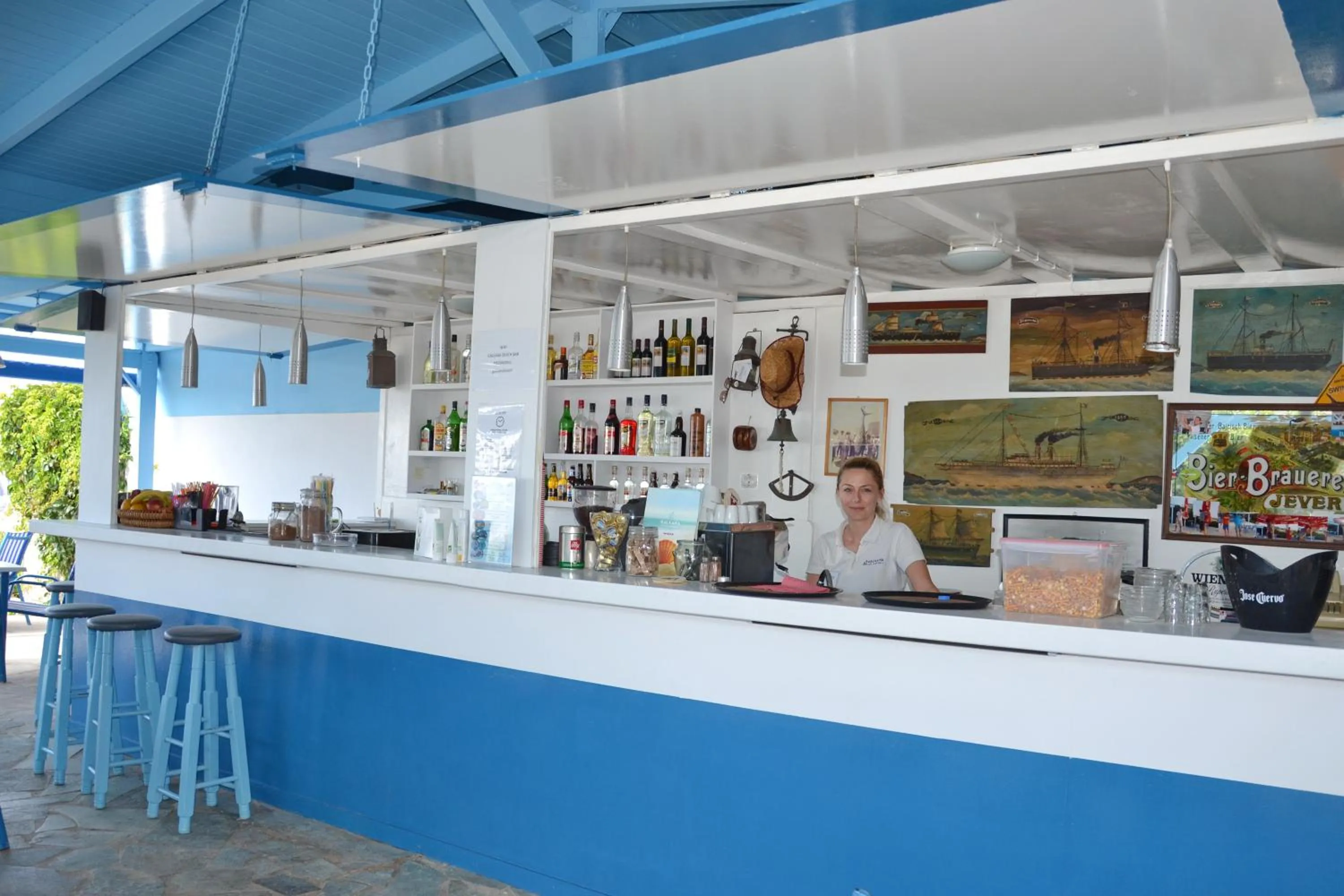 Restaurant/places to eat in Galeana Beach Hotel