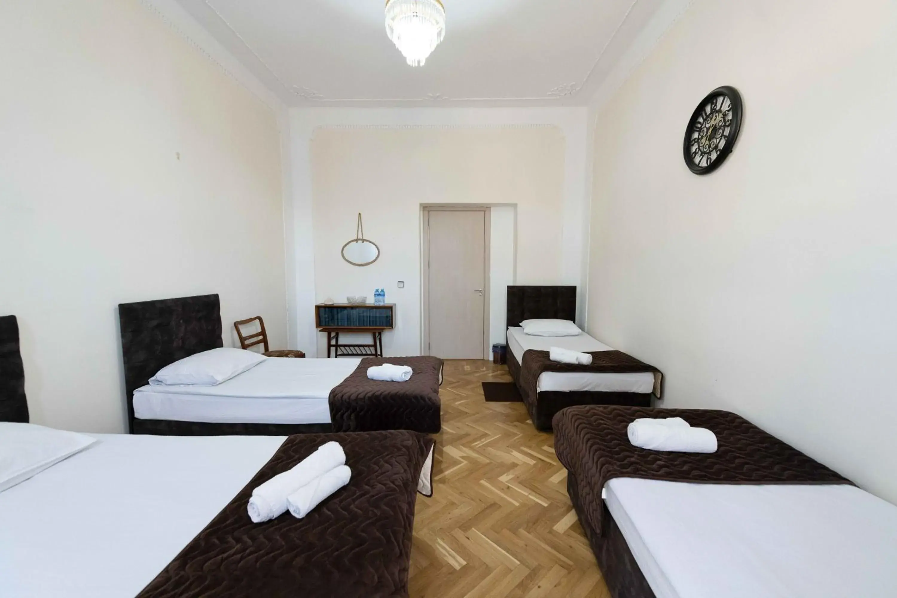 Classic Quadruple Room - single occupancy in Anna's Guest House Classic Quadruple Room - single occupancy in Anna's Guest House