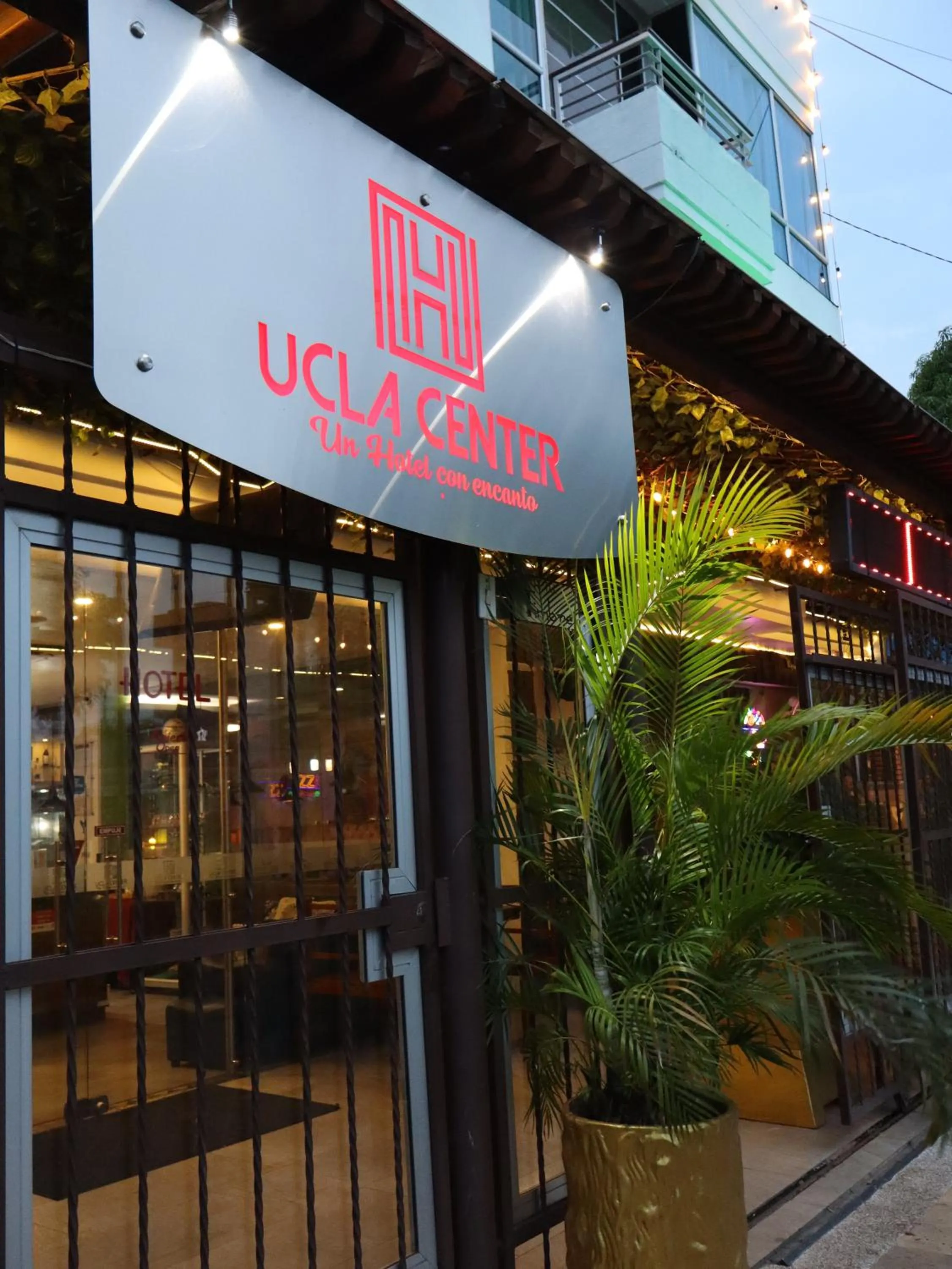 Property building in Hotel Ucla Center