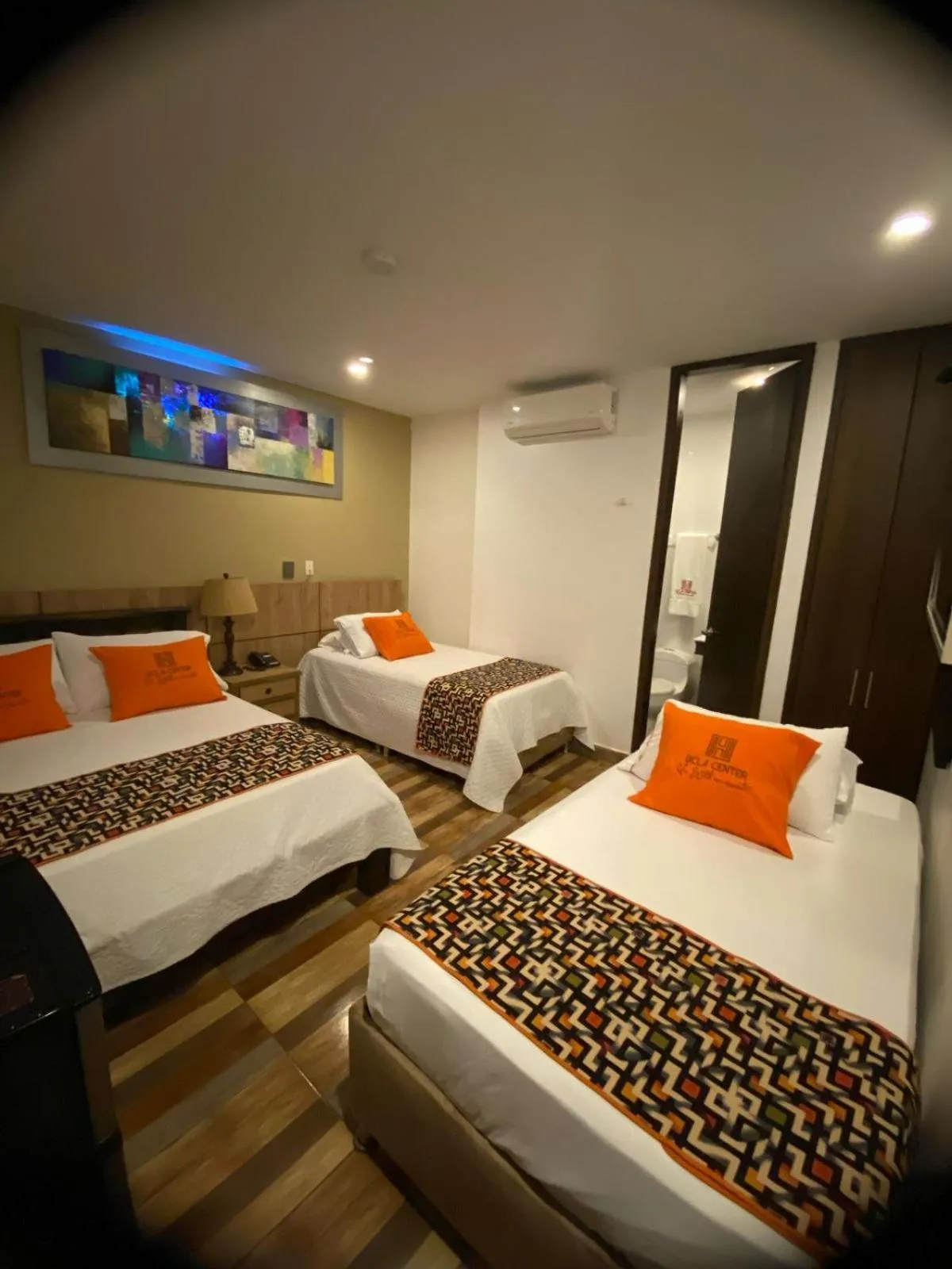 Bed in Hotel Ucla Center