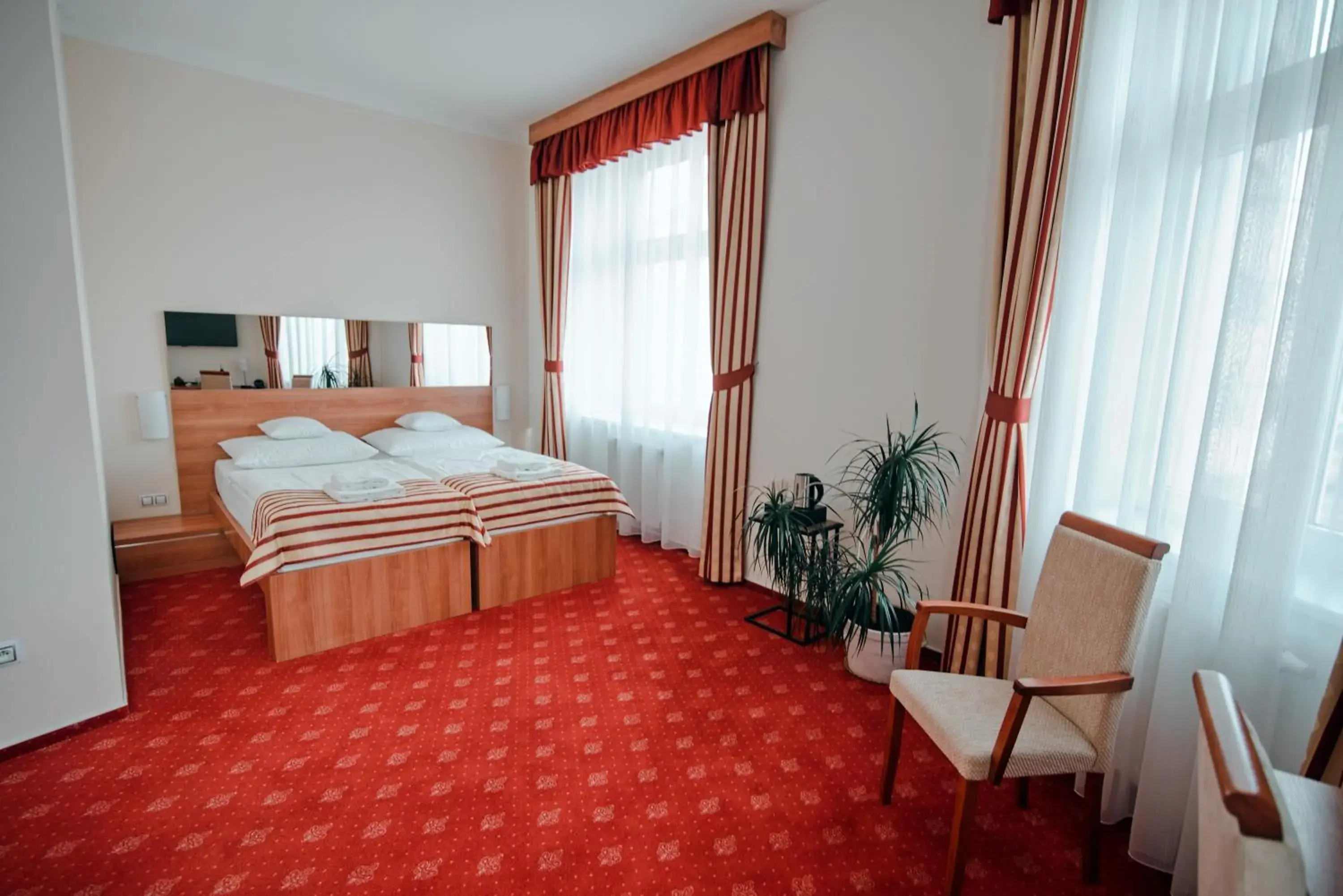 Deluxe Double Room in Hotel Grand Deluxe Double Room in Hotel Grand