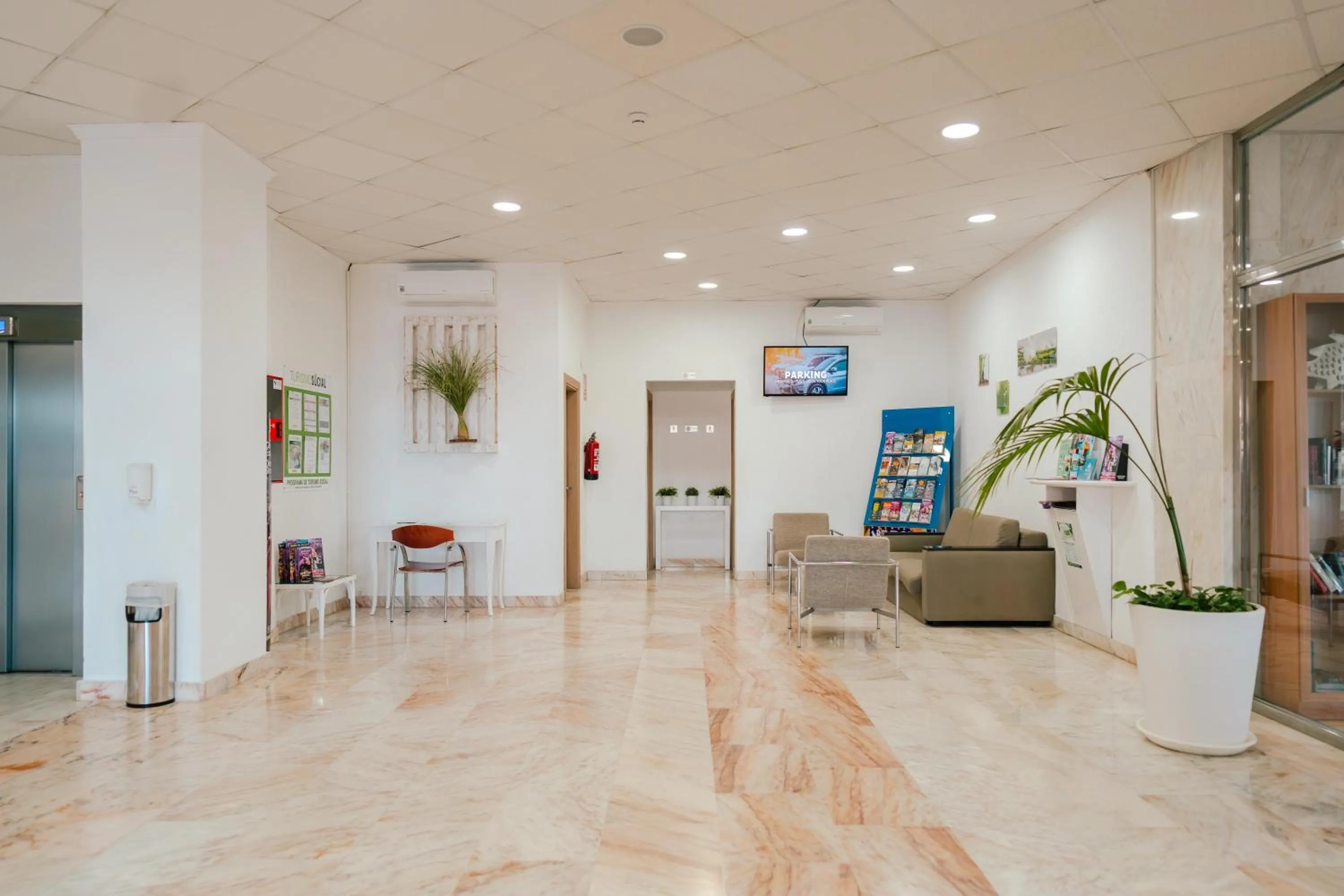 Lobby or reception in Port Europa