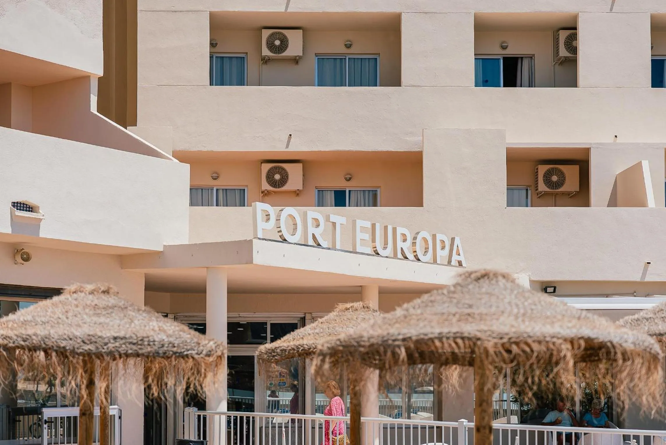 Property building in Port Europa