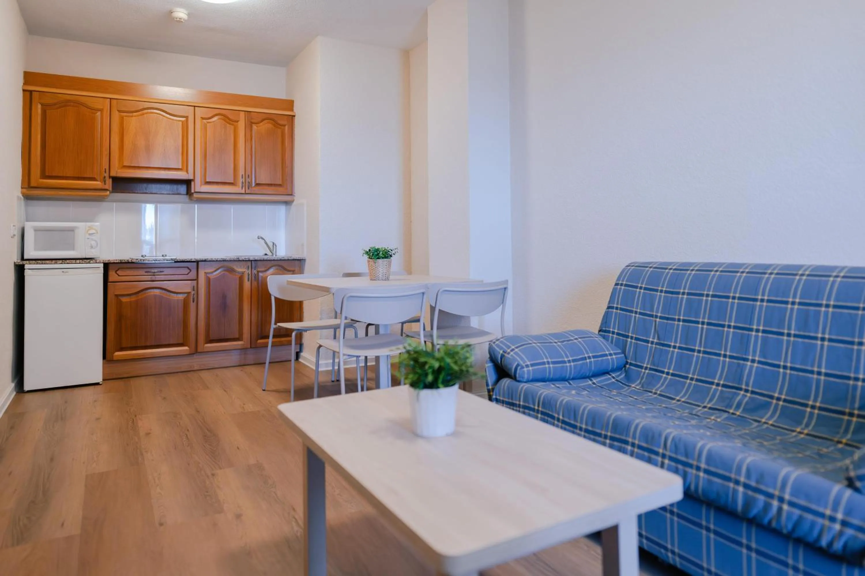 Photo of the whole room in Port Europa