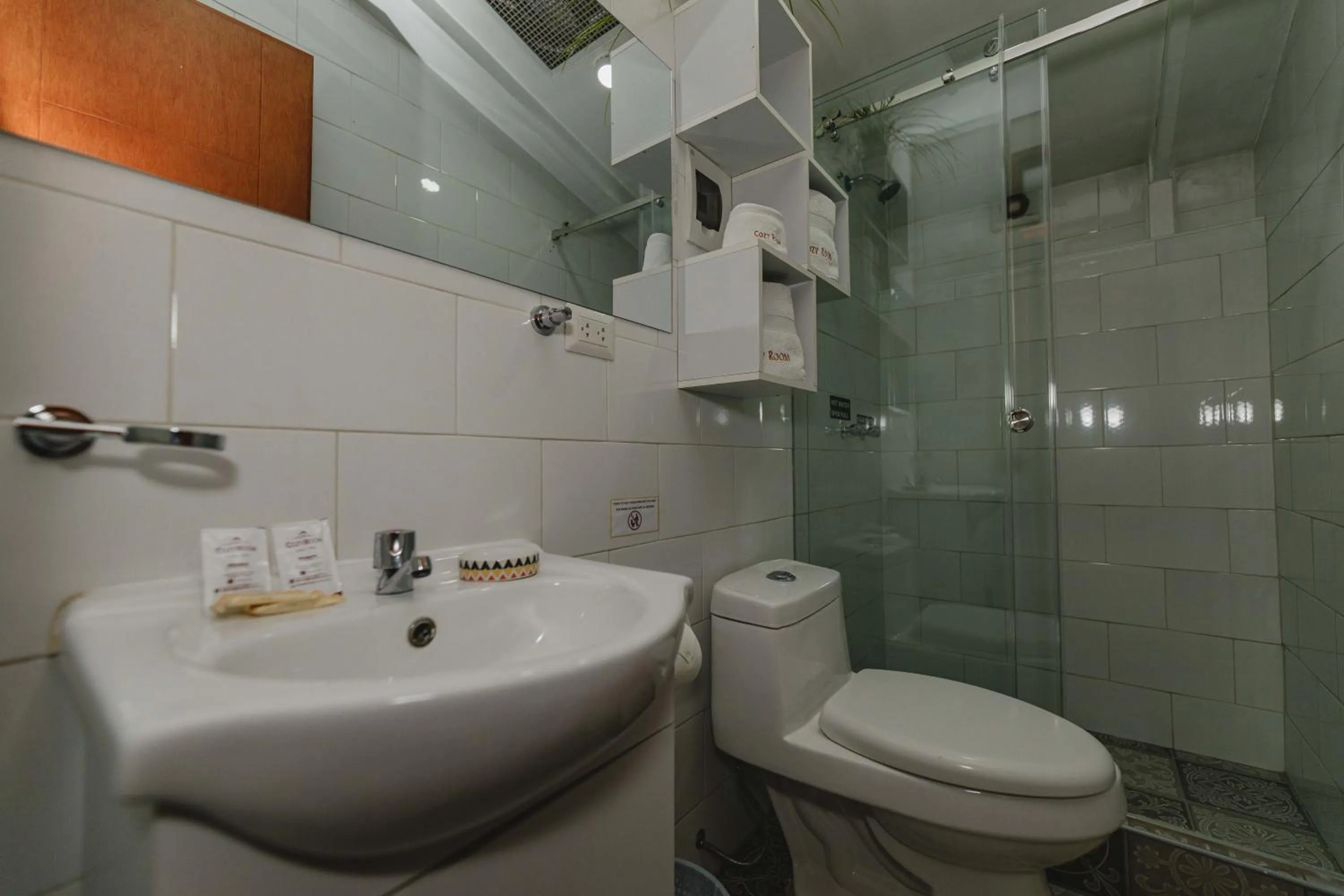 Bathroom in Cozy Room Cusco