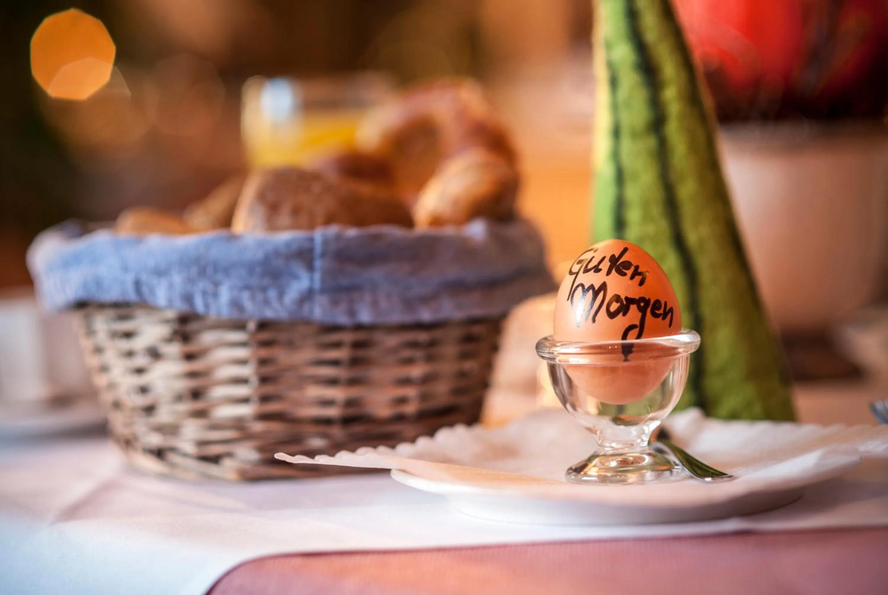 Breakfast, Food in Hotel Jägerhof garni