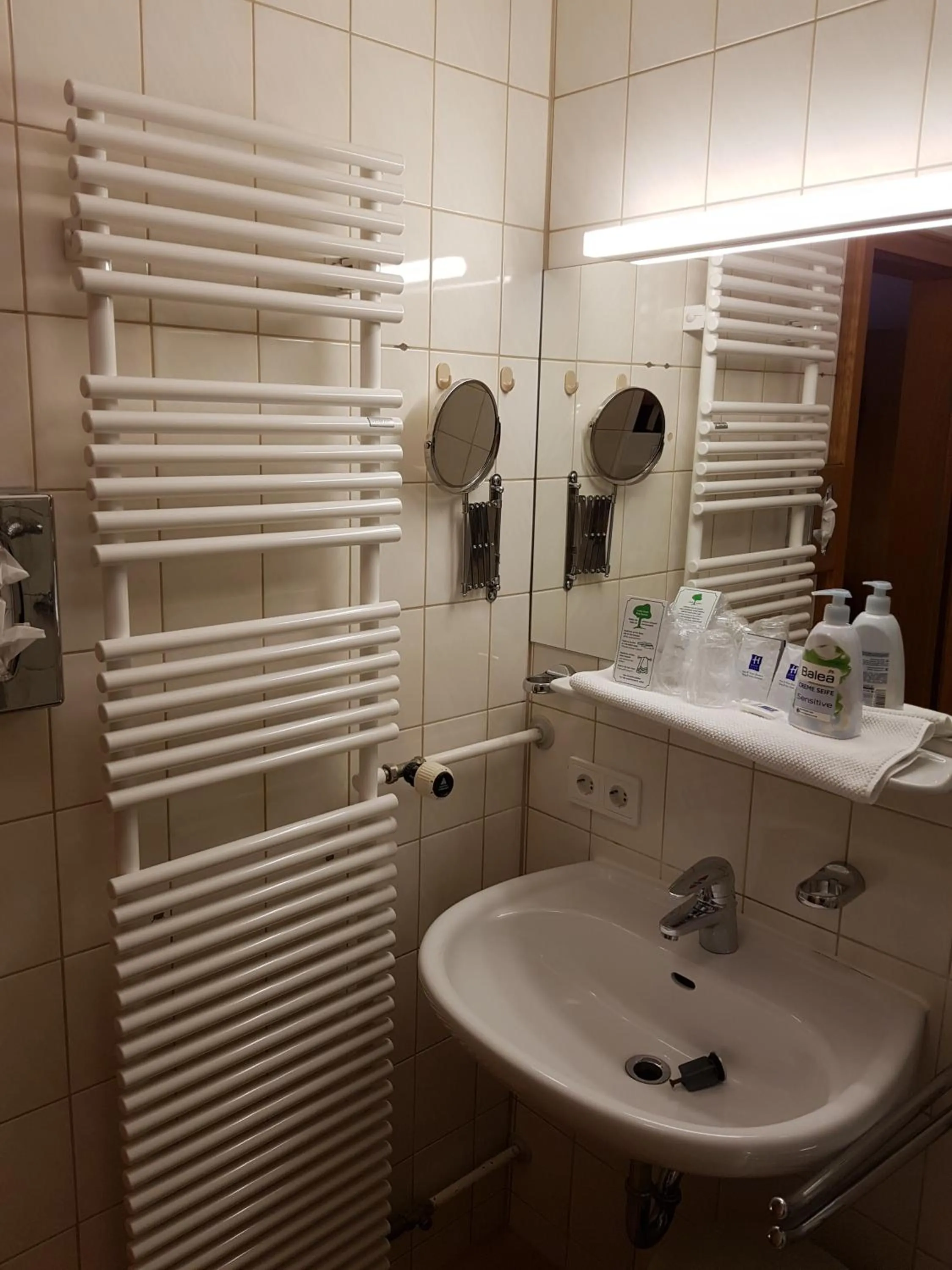 Bathroom in Hotel Jägerhof garni