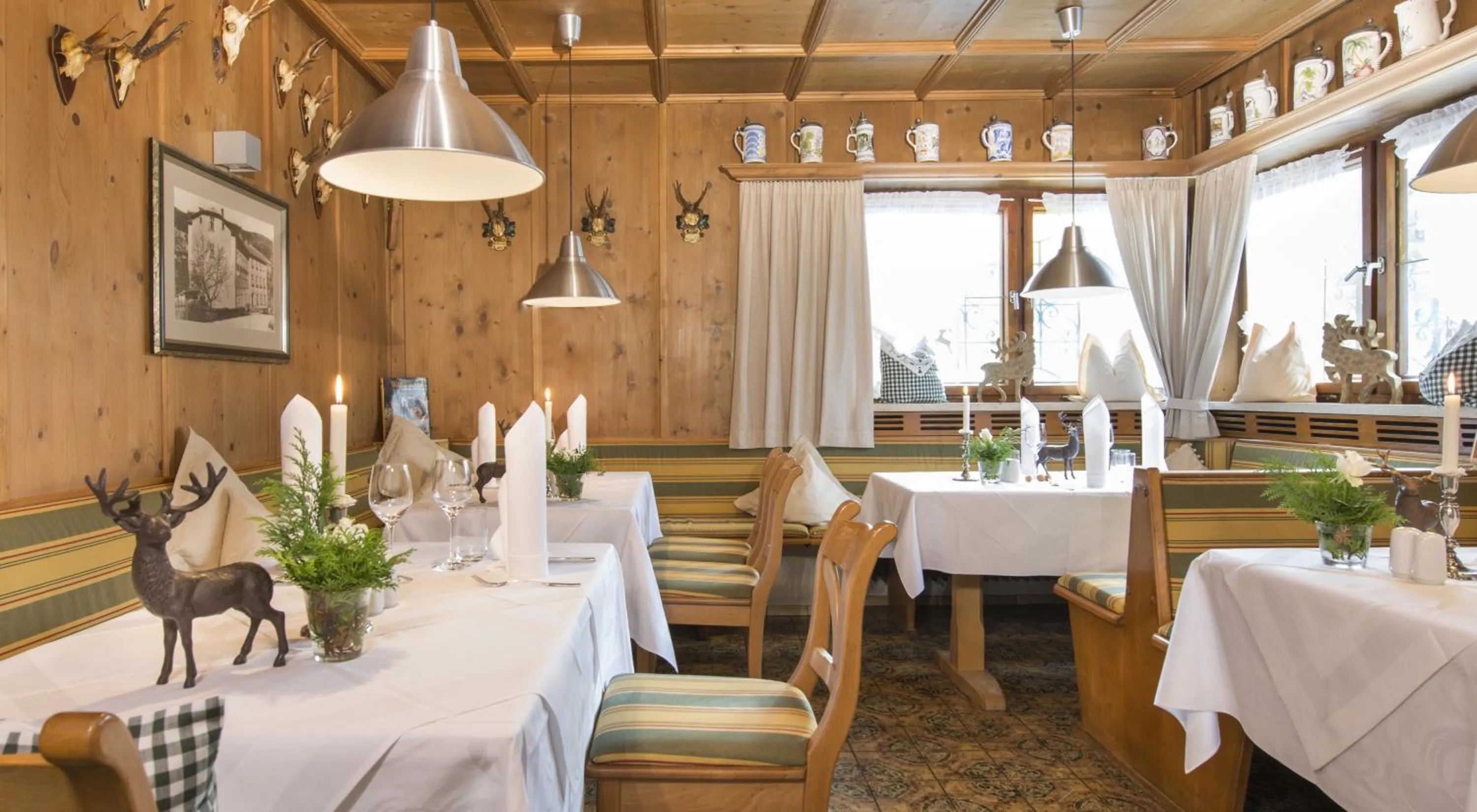 Restaurant/Places to Eat in Hotel Jägerhof garni