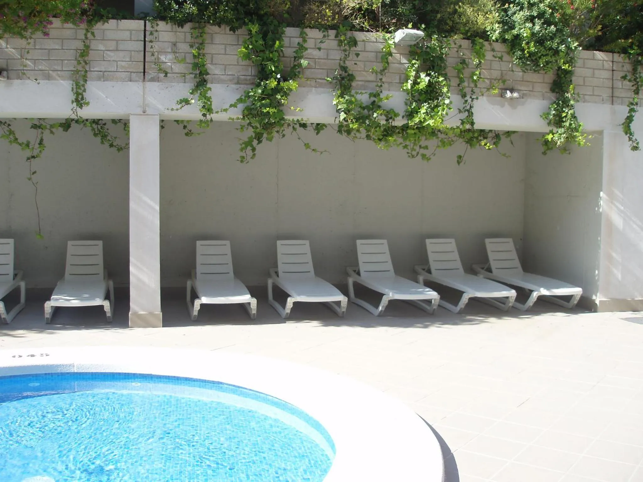 Swimming pool in Alicante Hills