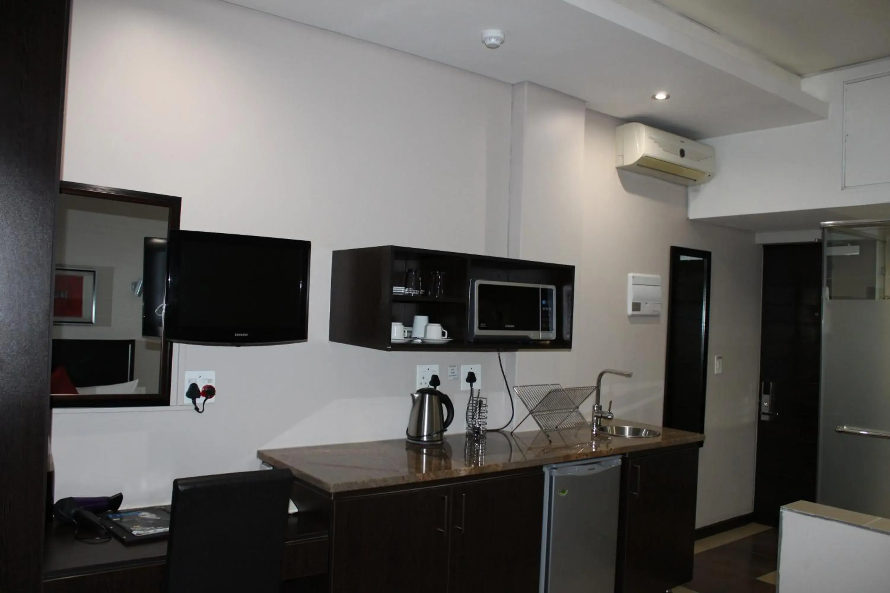 Standard Double Room - single occupancy in Alcazaba Hotel Standard Double Room - single occupancy in Alcazaba Hotel