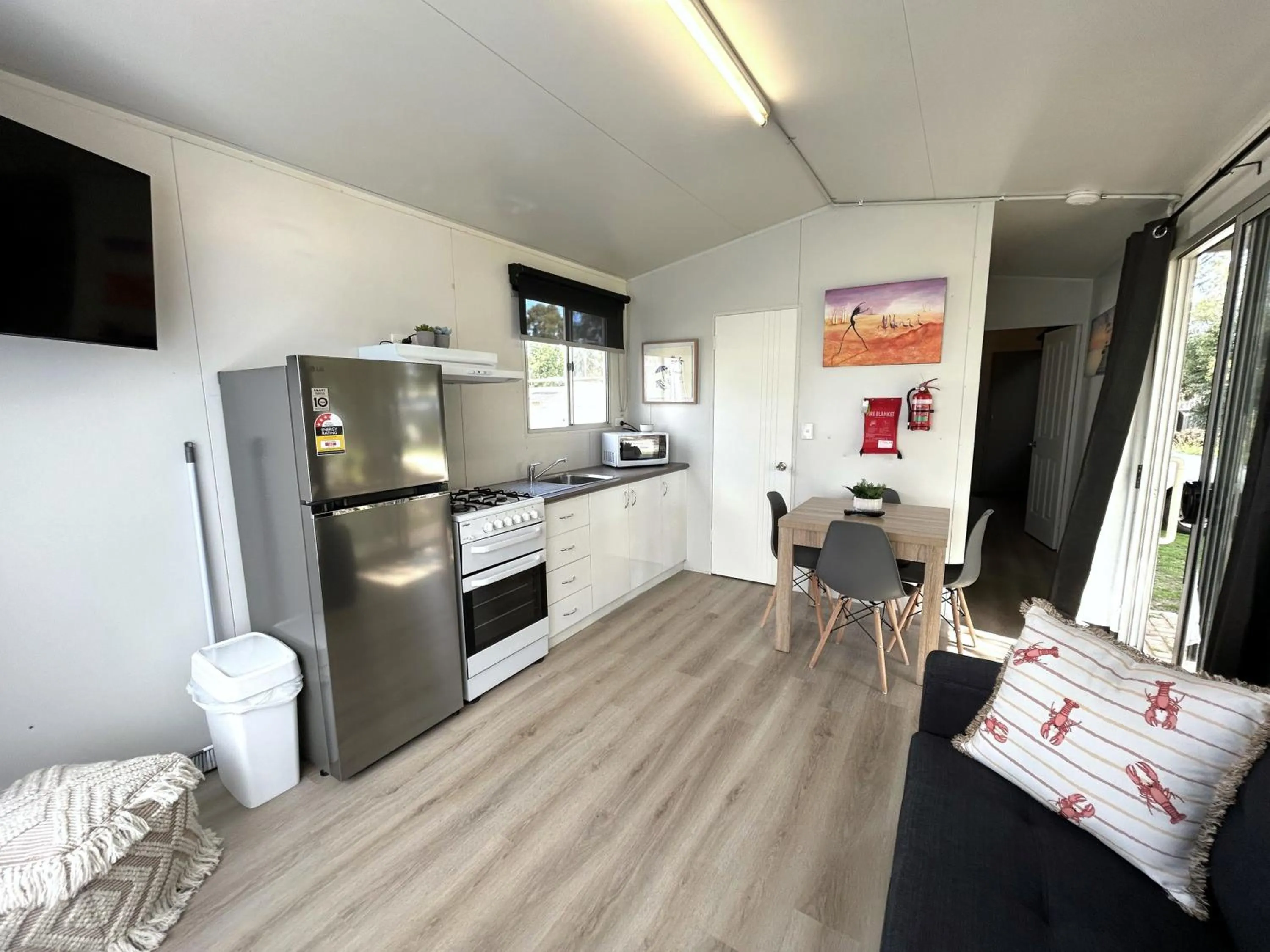 Kitchen or kitchenette in Mandurah Coastal Holiday Park