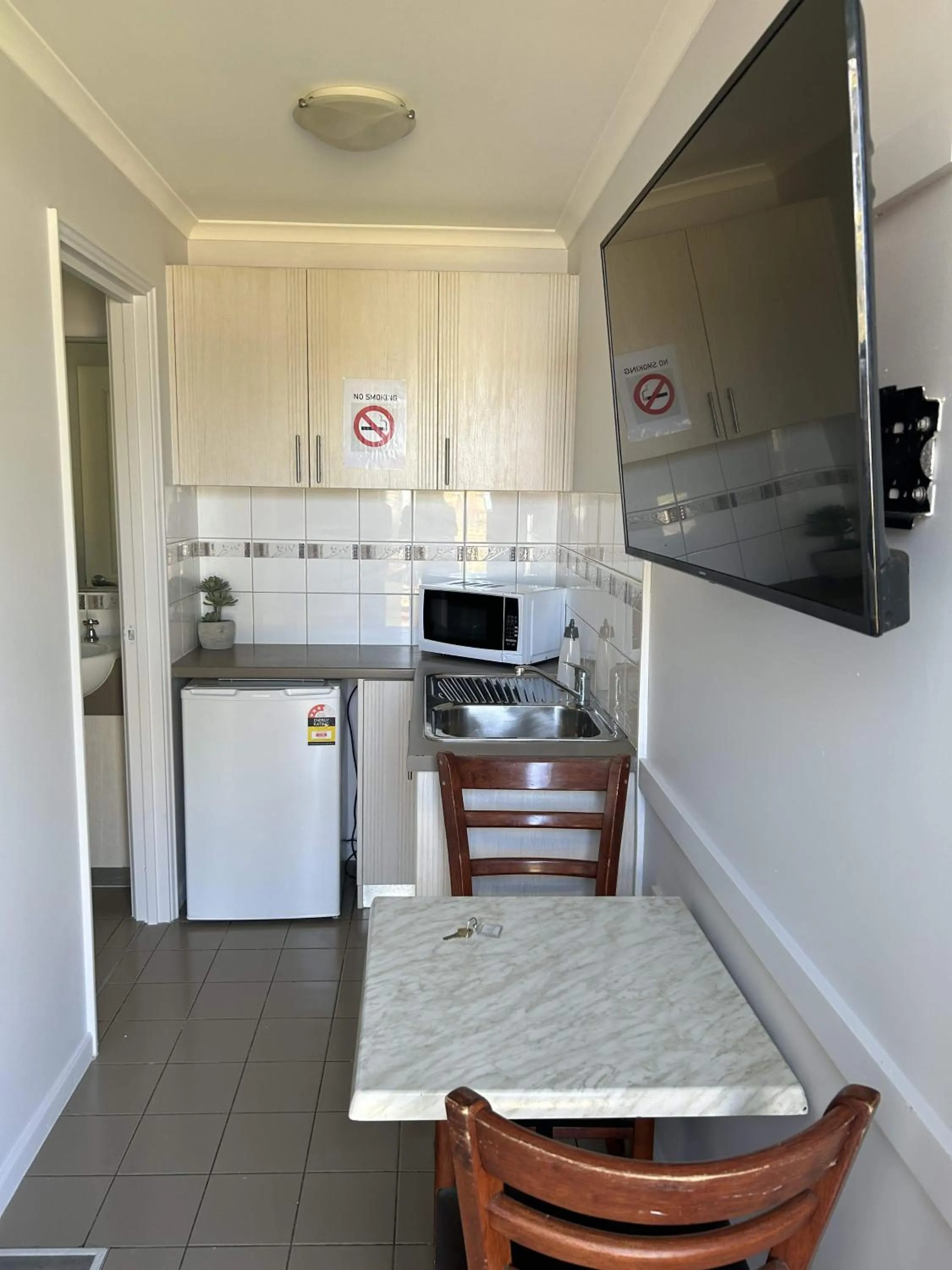 Kitchen or kitchenette in Mandurah Coastal Holiday Park