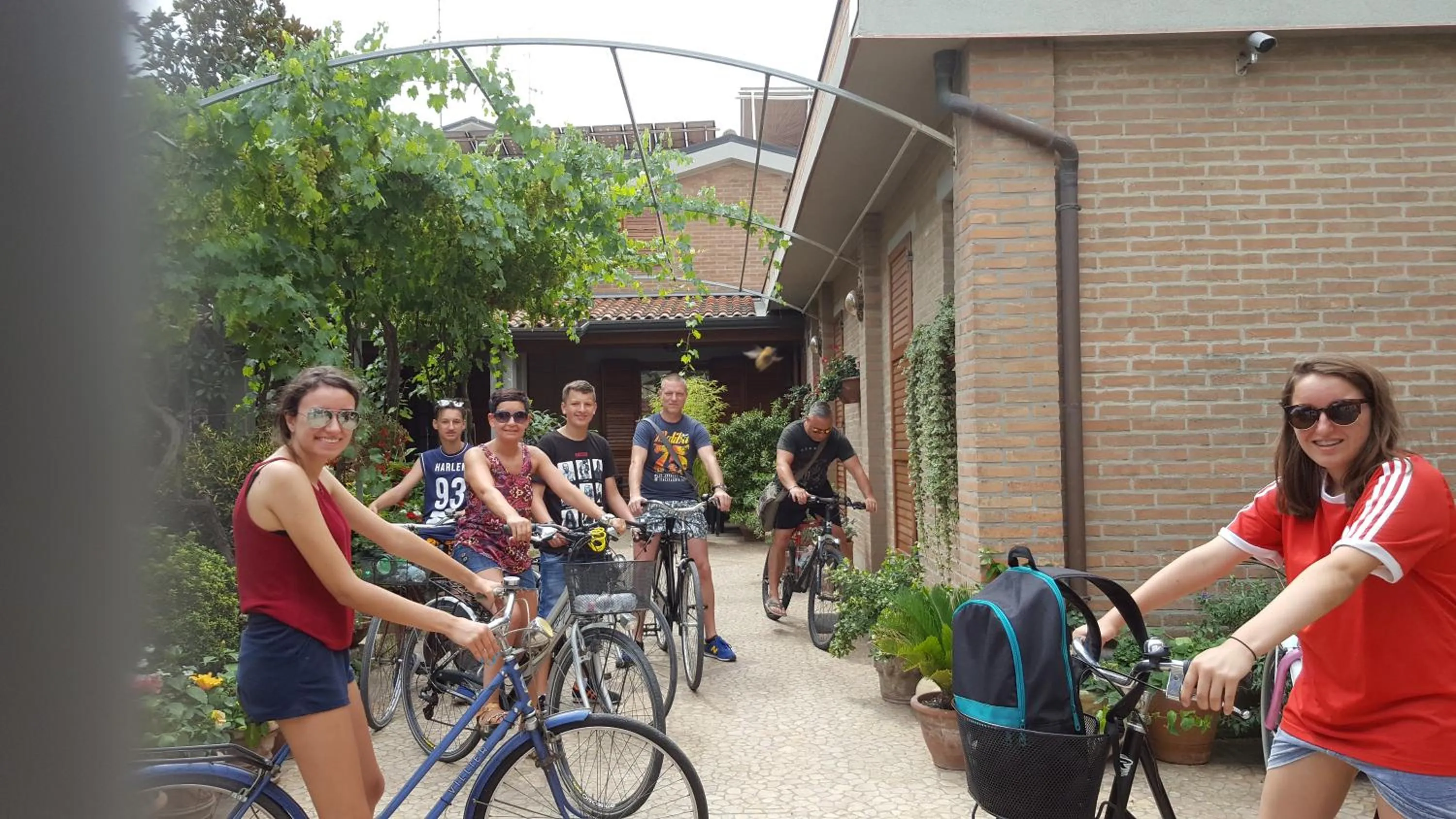 People in B&B ENSILEVA BEACH