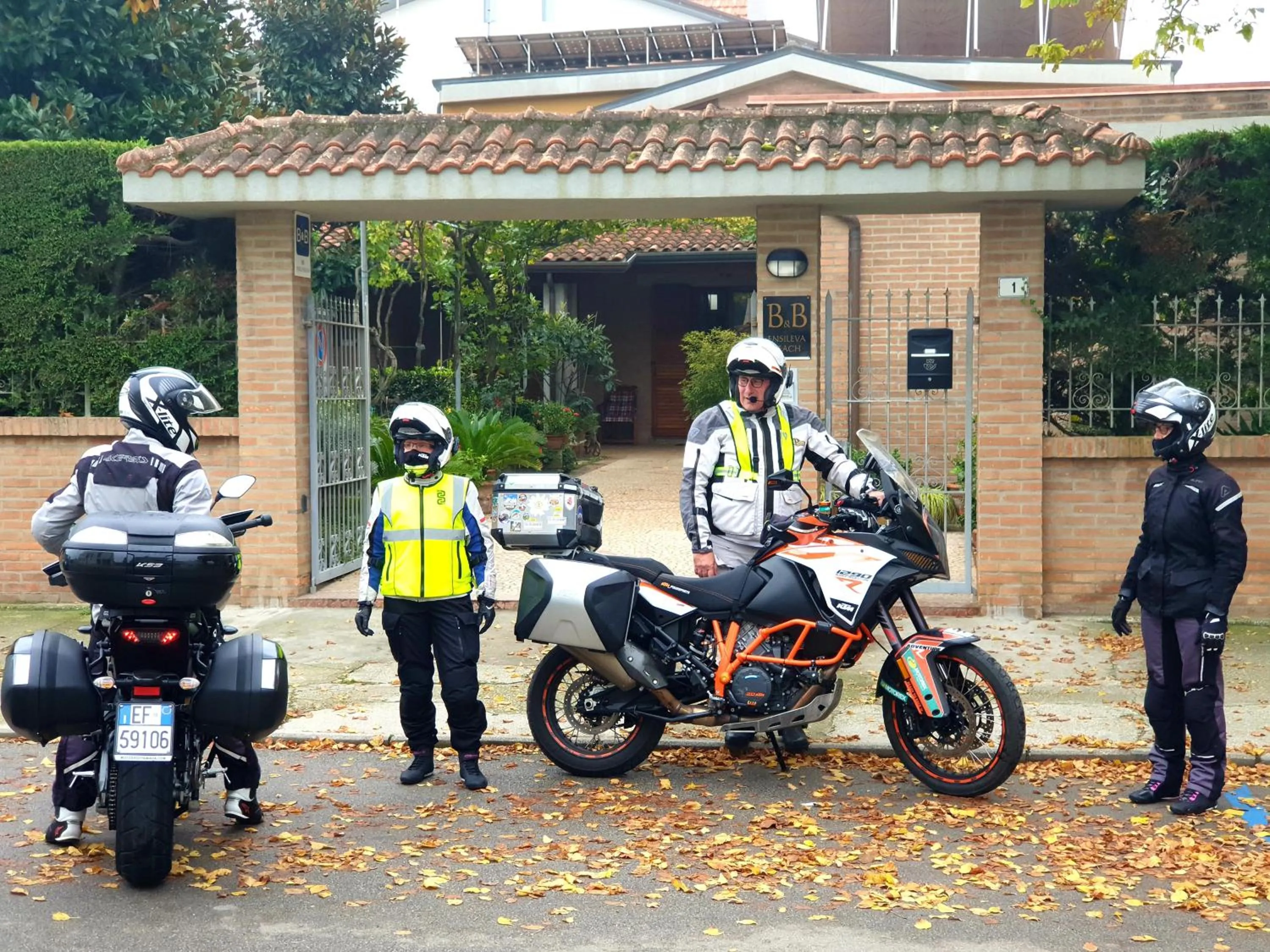 People in B&B ENSILEVA BEACH