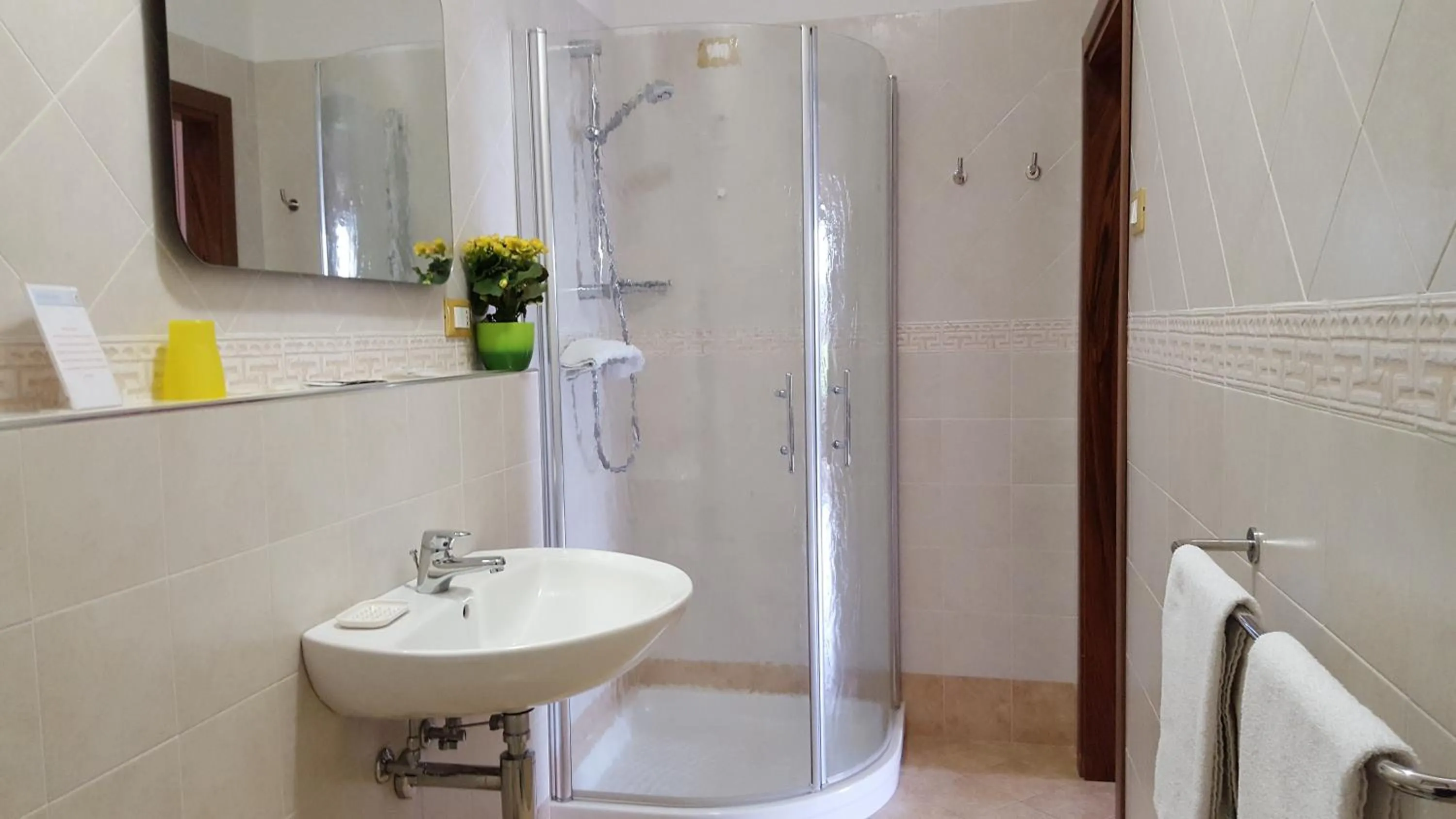 Bathroom in B&B ENSILEVA BEACH