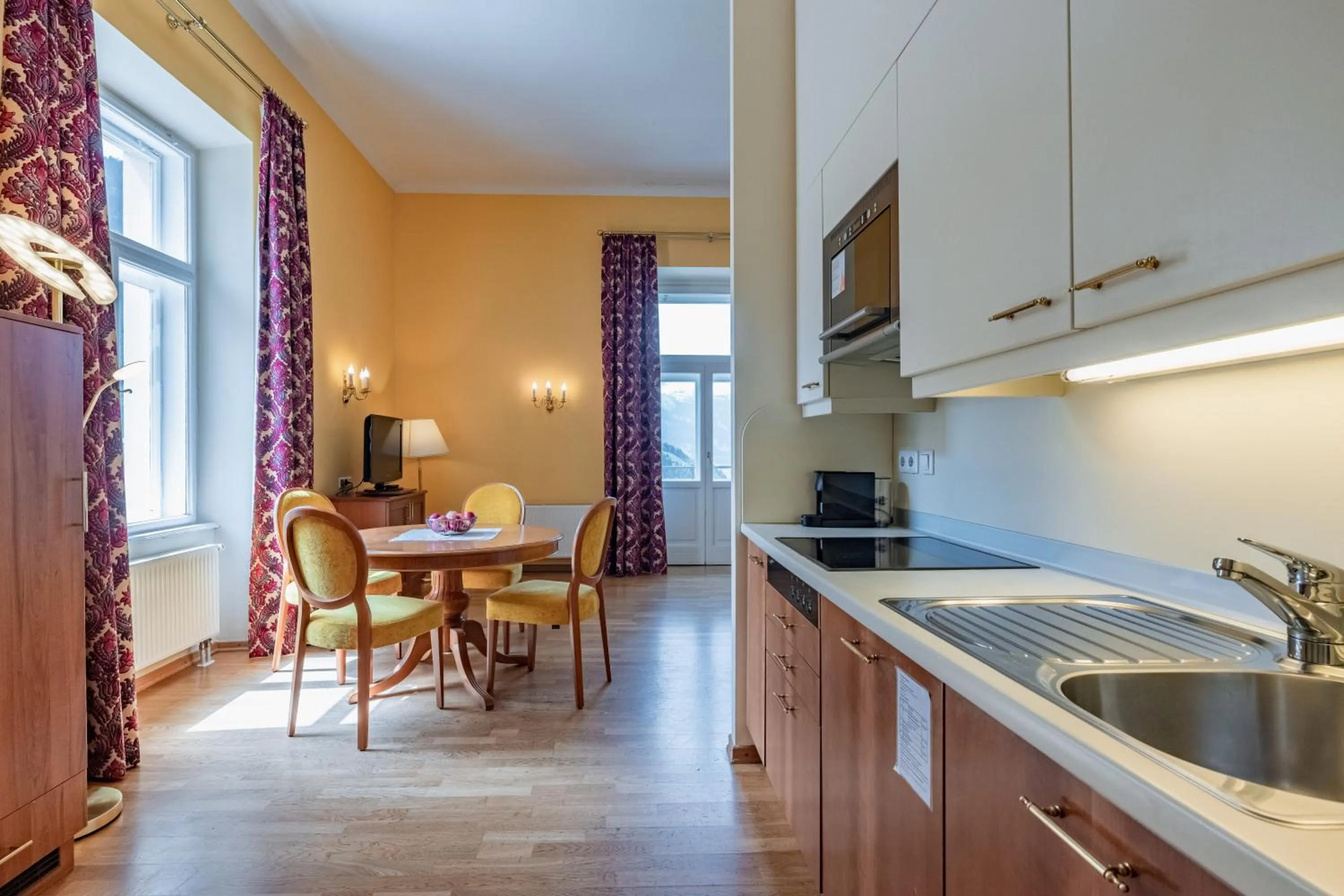 Kitchen or kitchenette in Hapimag Ferienwohnungen Bad Gastein