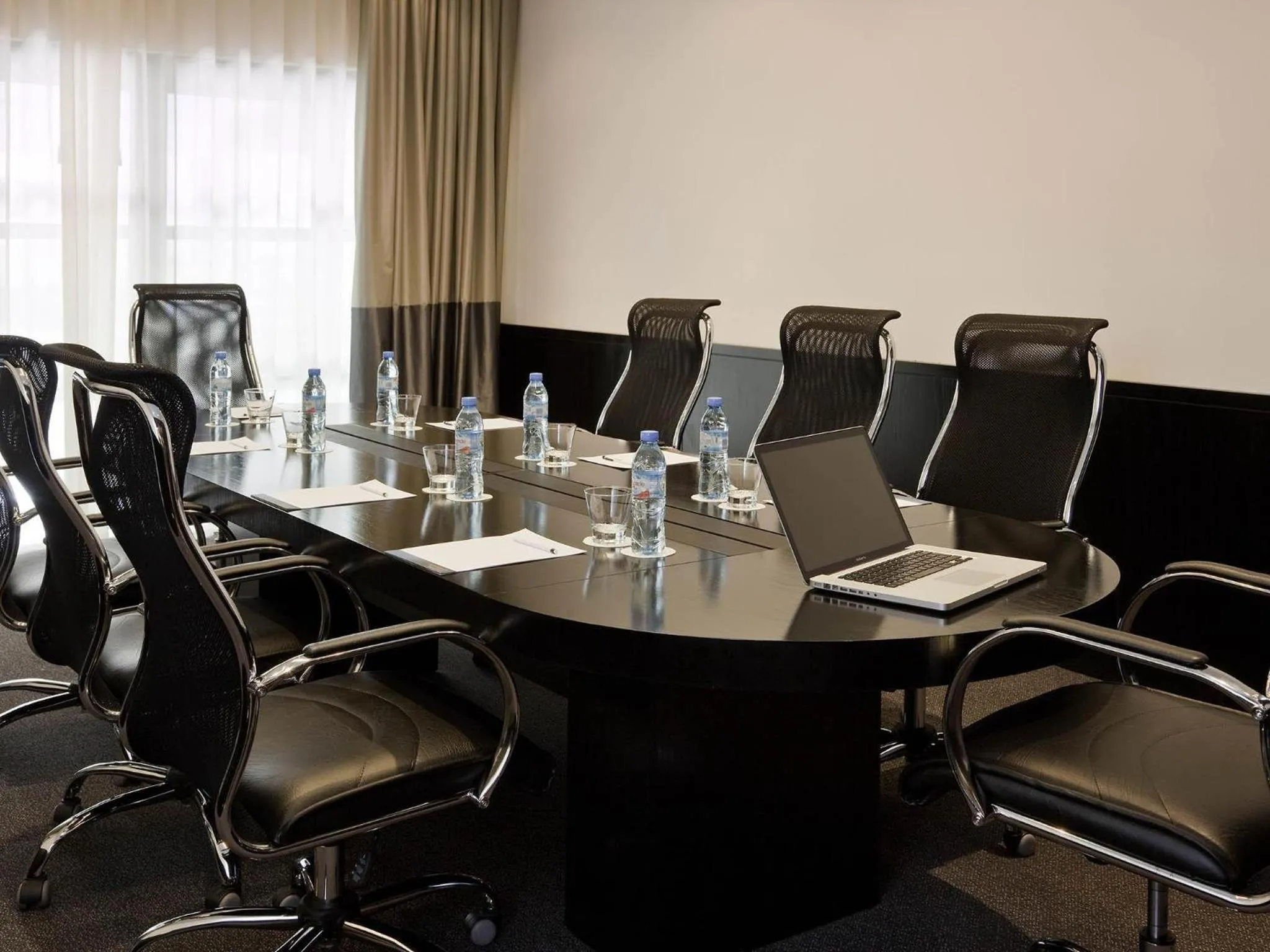 Meeting/conference room in Novotel Buenos Aires