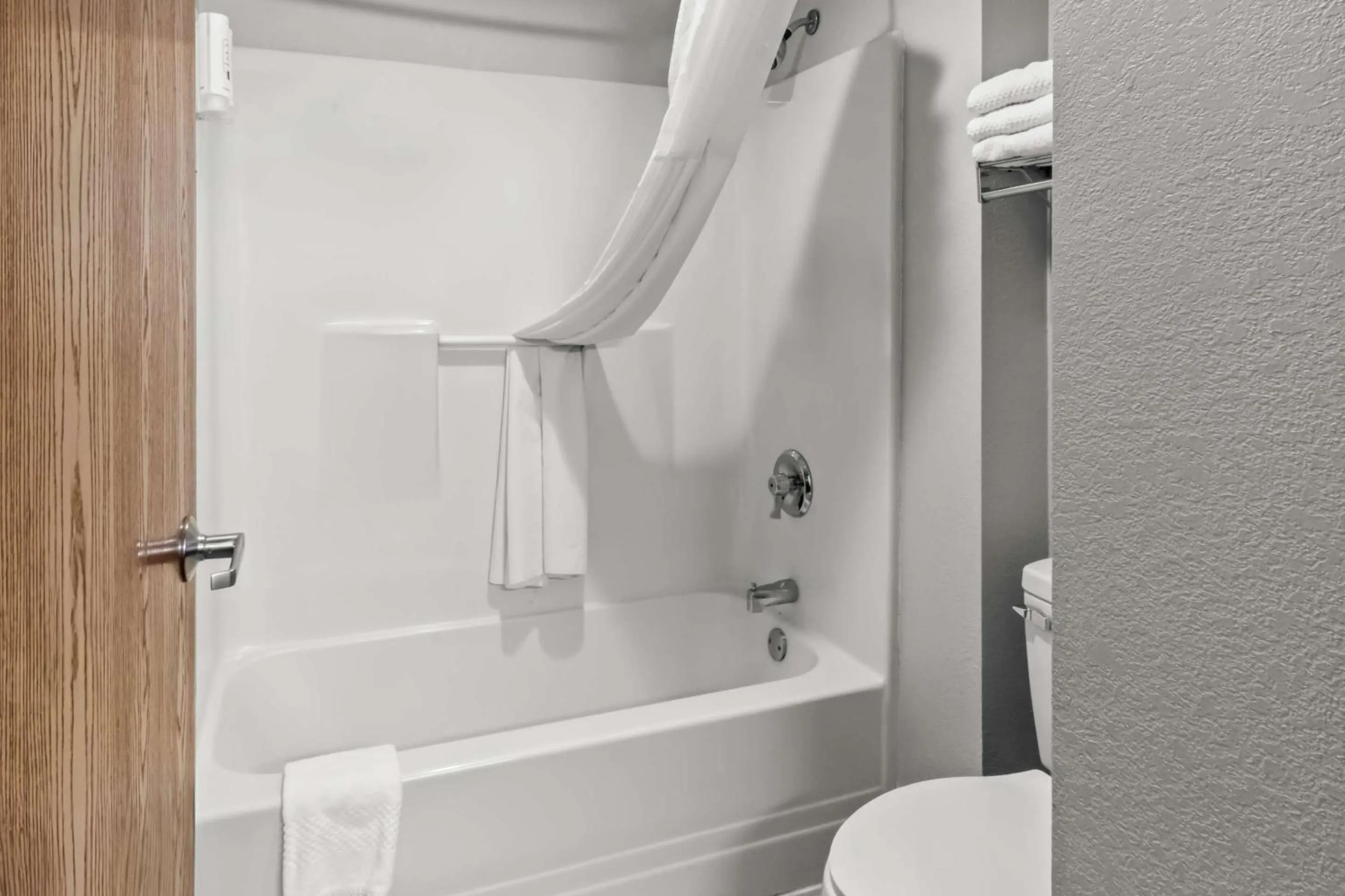 Bedroom in Quality Inn & Suites CVG Airport