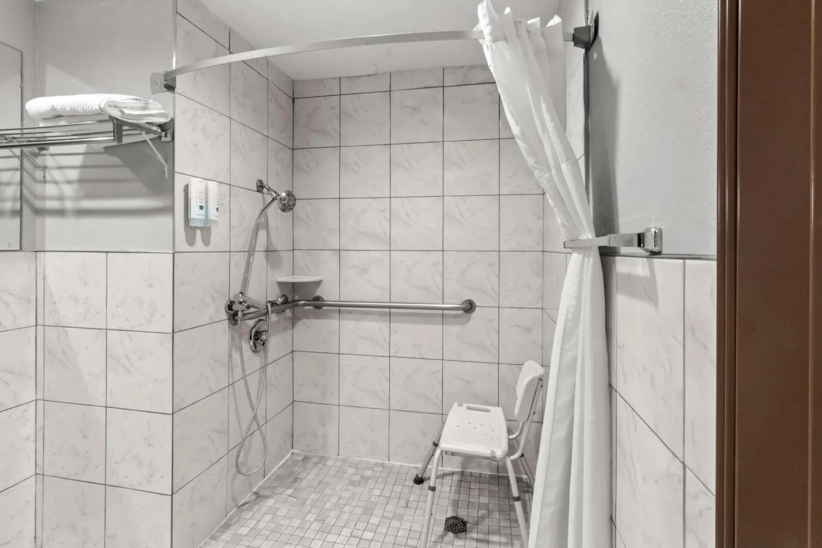 Bedroom in Quality Inn & Suites CVG Airport