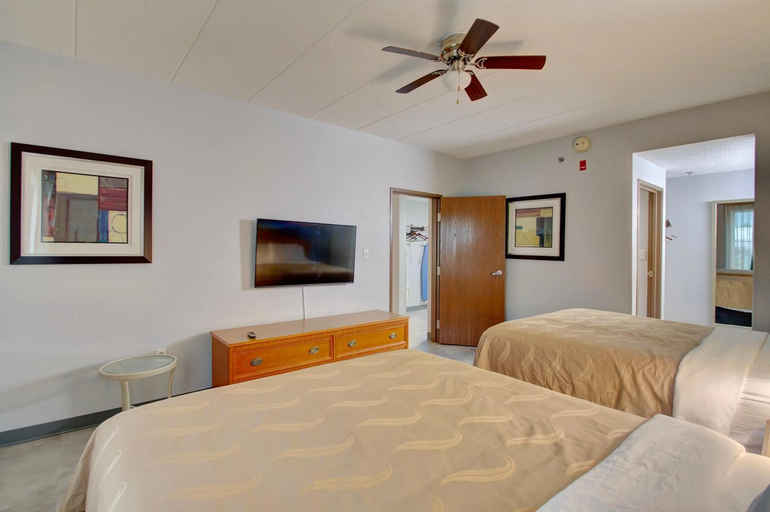 Bed in Quality Inn & Suites CVG Airport