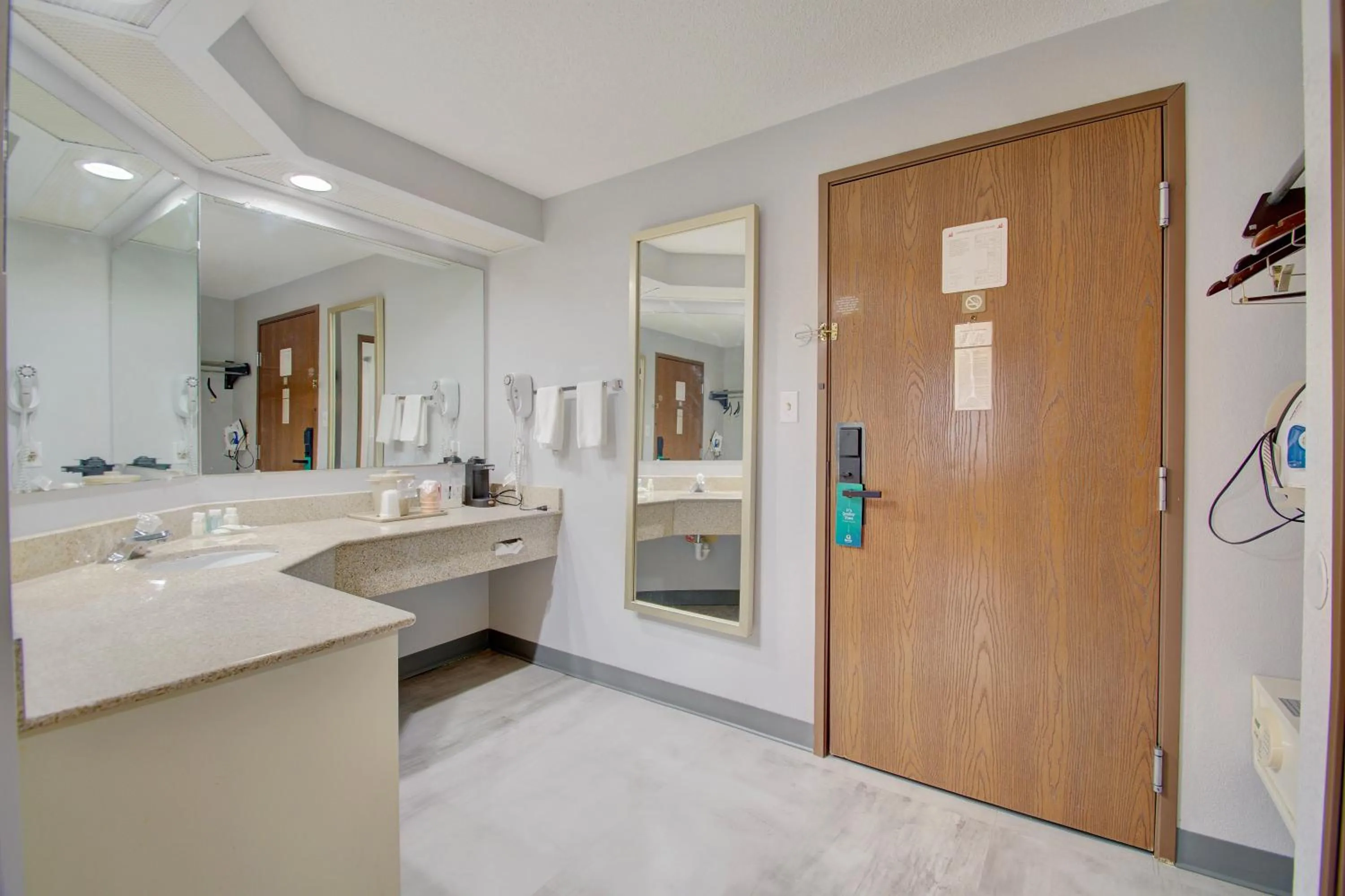 Bathroom in Quality Inn & Suites CVG Airport